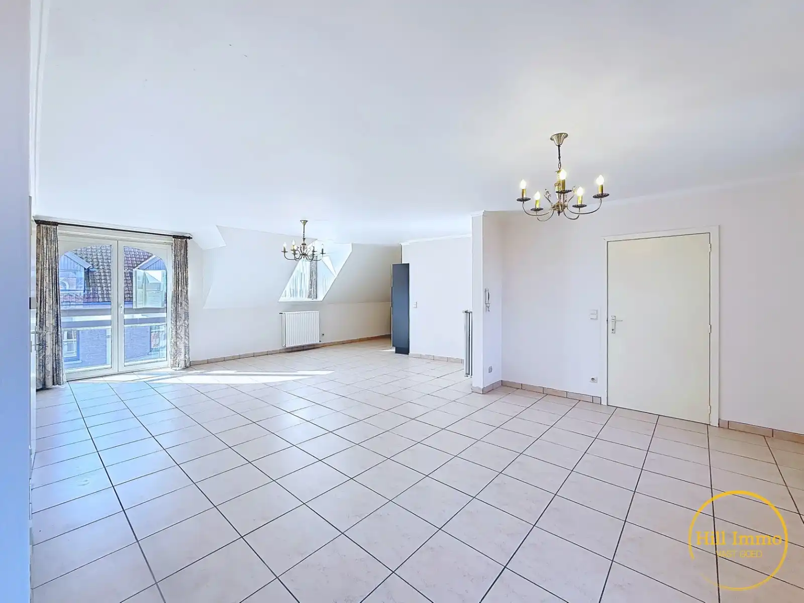 Te huur: dakappartement met garage in Langemark-Poelkapelle foto 8