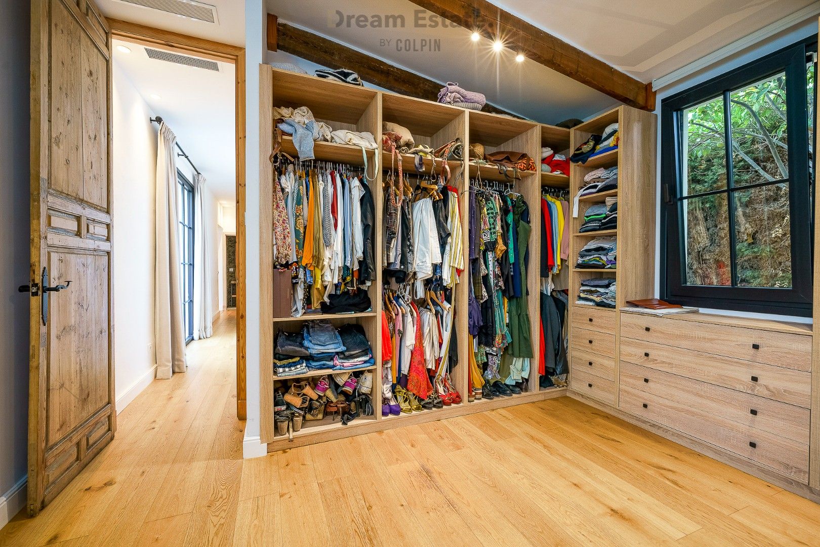 Luxueuze villa met invloeden van Ibiza foto 24