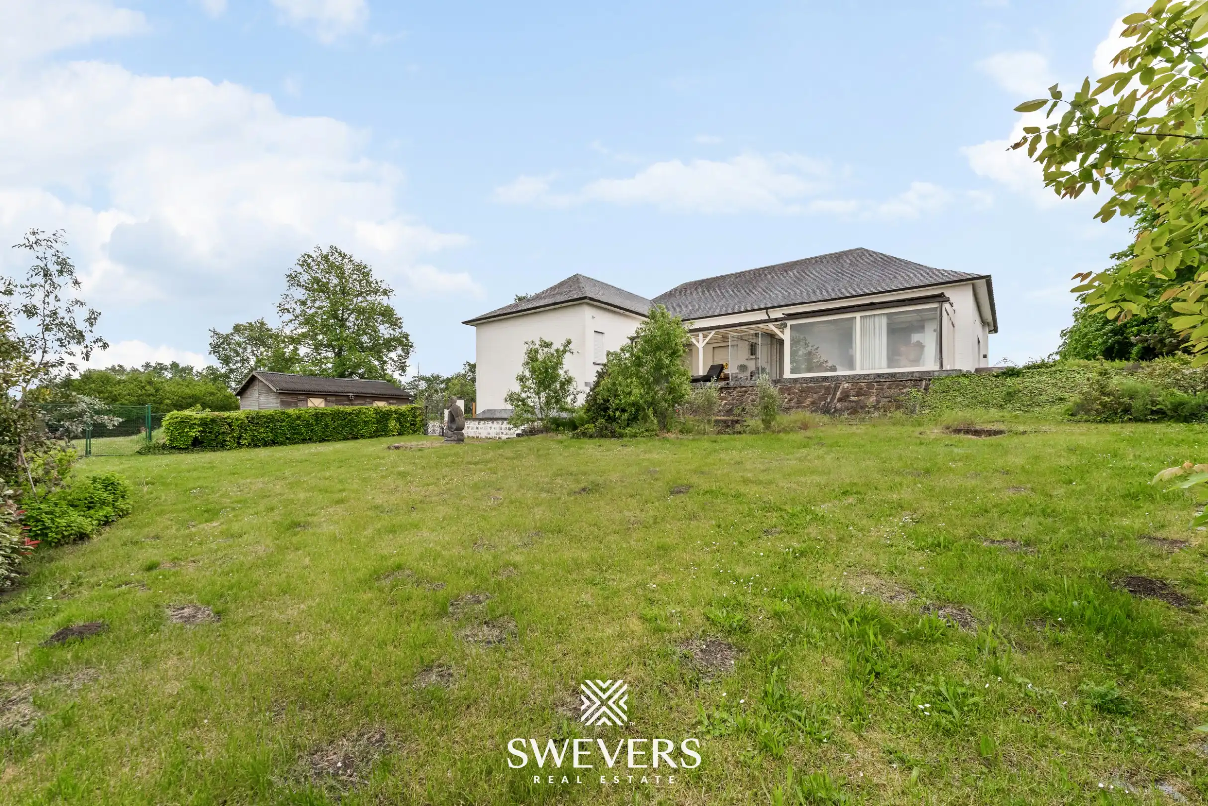 Statige villa met 57a 24ca grond en eindeloos potentieel foto 32