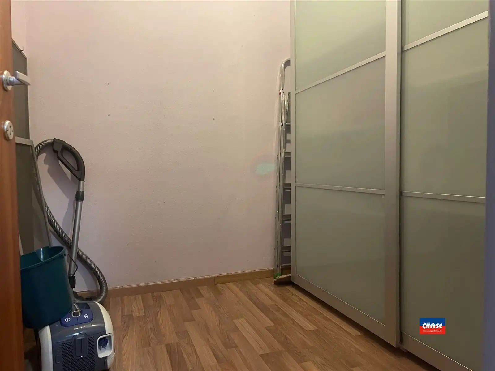 !!! Verkocht onder voorwaarden !!! Appartement met twee slaapkamers en terras foto 15