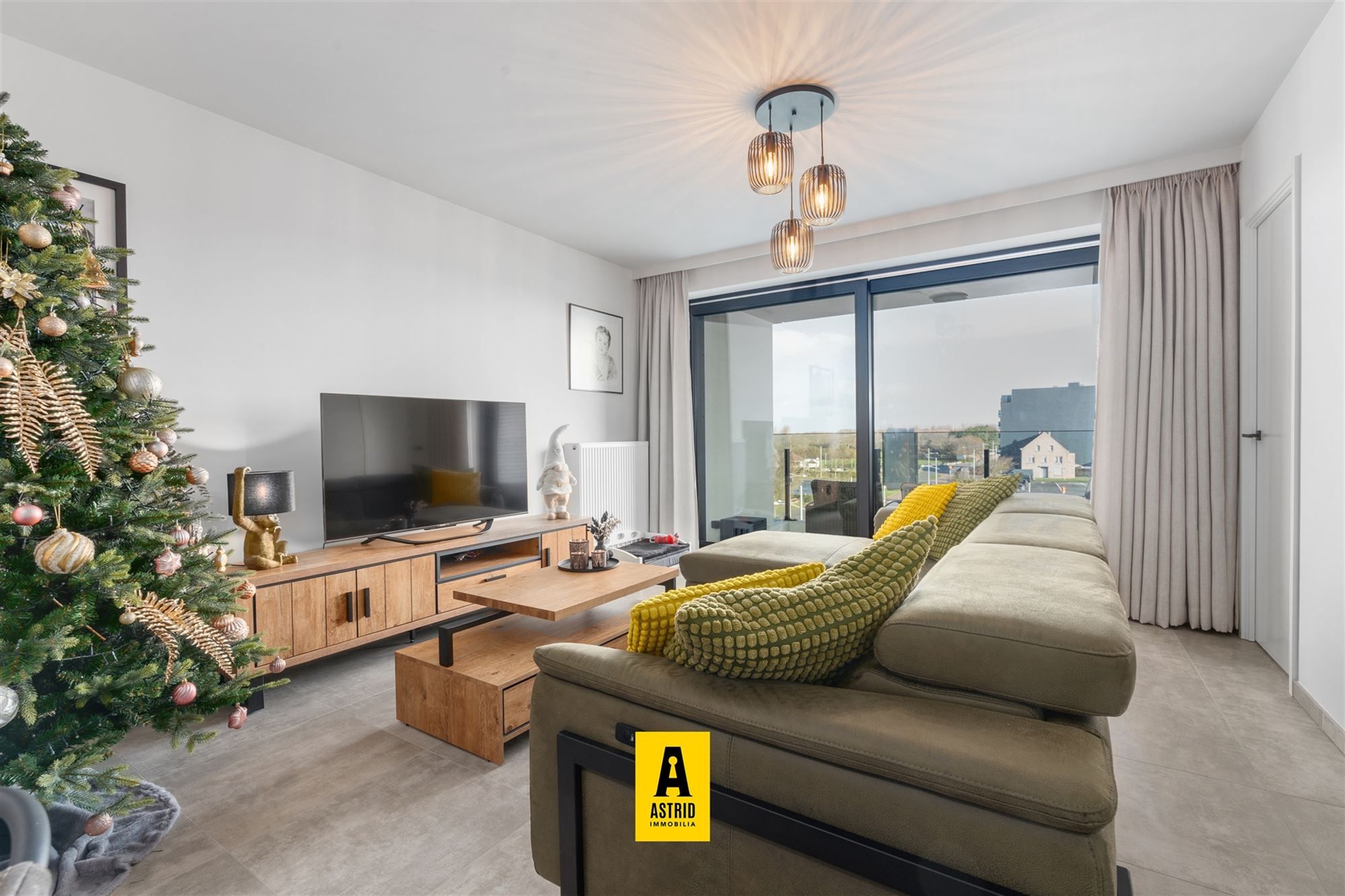 Luxueus (quasi nieuw) appartement vlakbij het strand!  foto 5