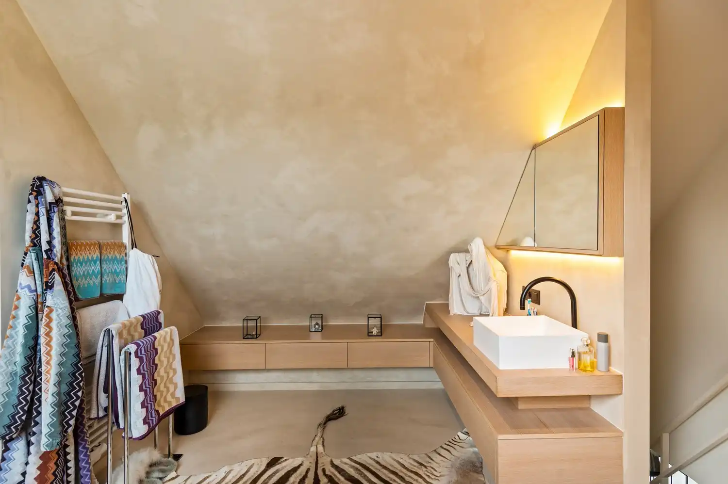 Luxueus en smaakvol afgewerkt dakappartement in het centrum van Schilde! foto 16