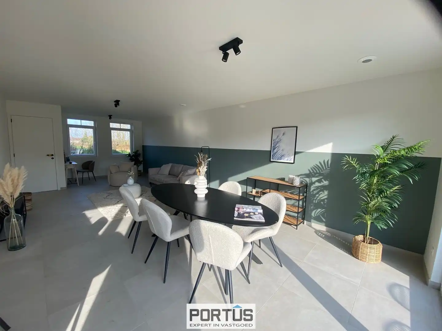 Energiezuinige nieuwbouwwoning met 3 slaapkamers en carport te koop foto {{pictureIndex}}