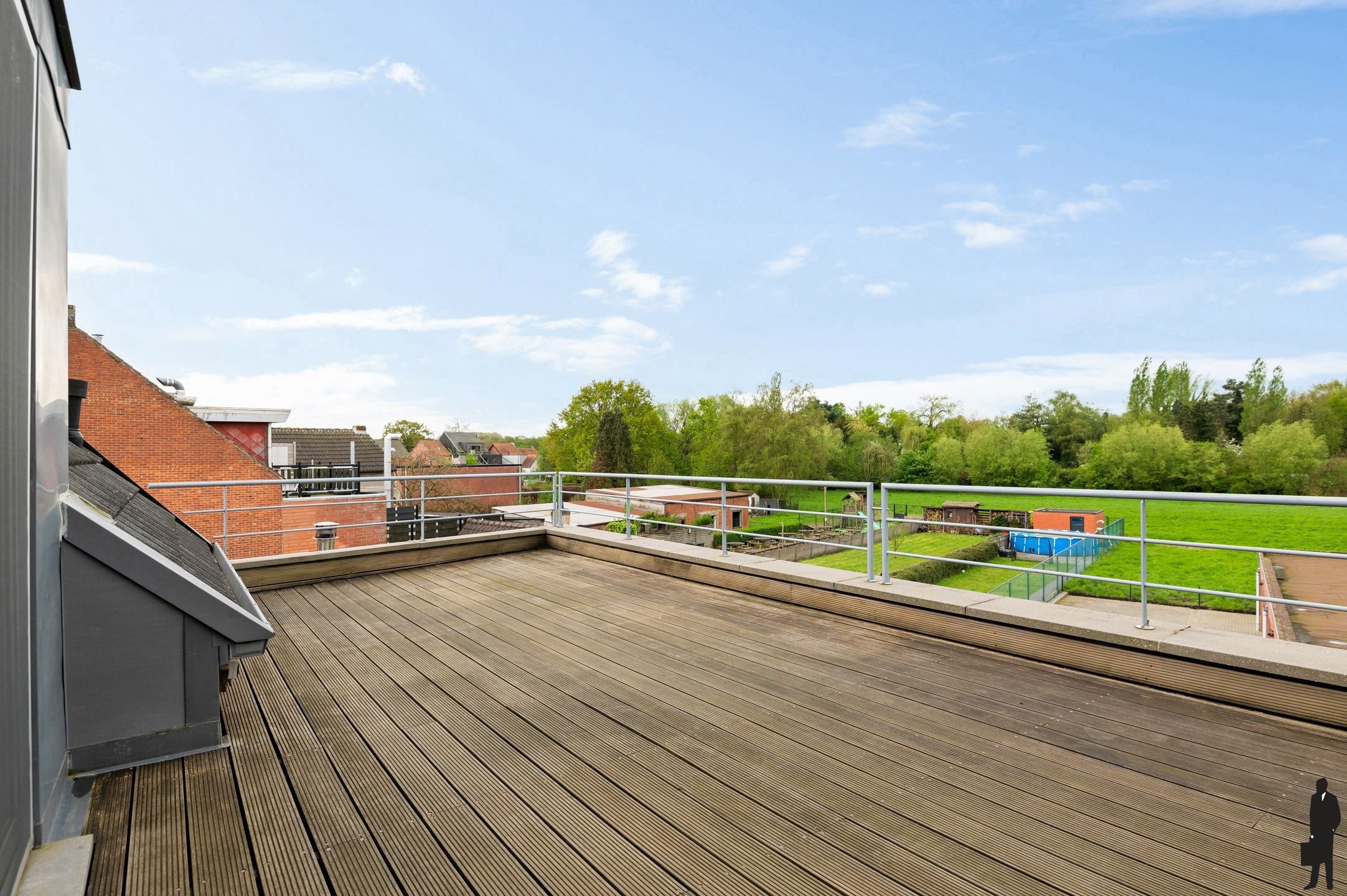 Centraal gelegen energiezuinig appartement met een groot terras! foto 10