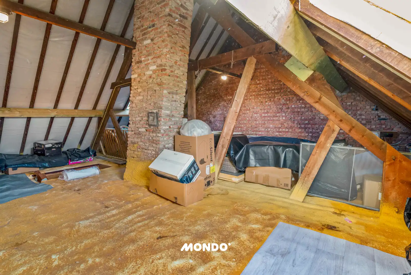 Ruime woning met 3 slaapkamers, garage en open uitzicht tuin nabij de dijk in Heffen foto 21