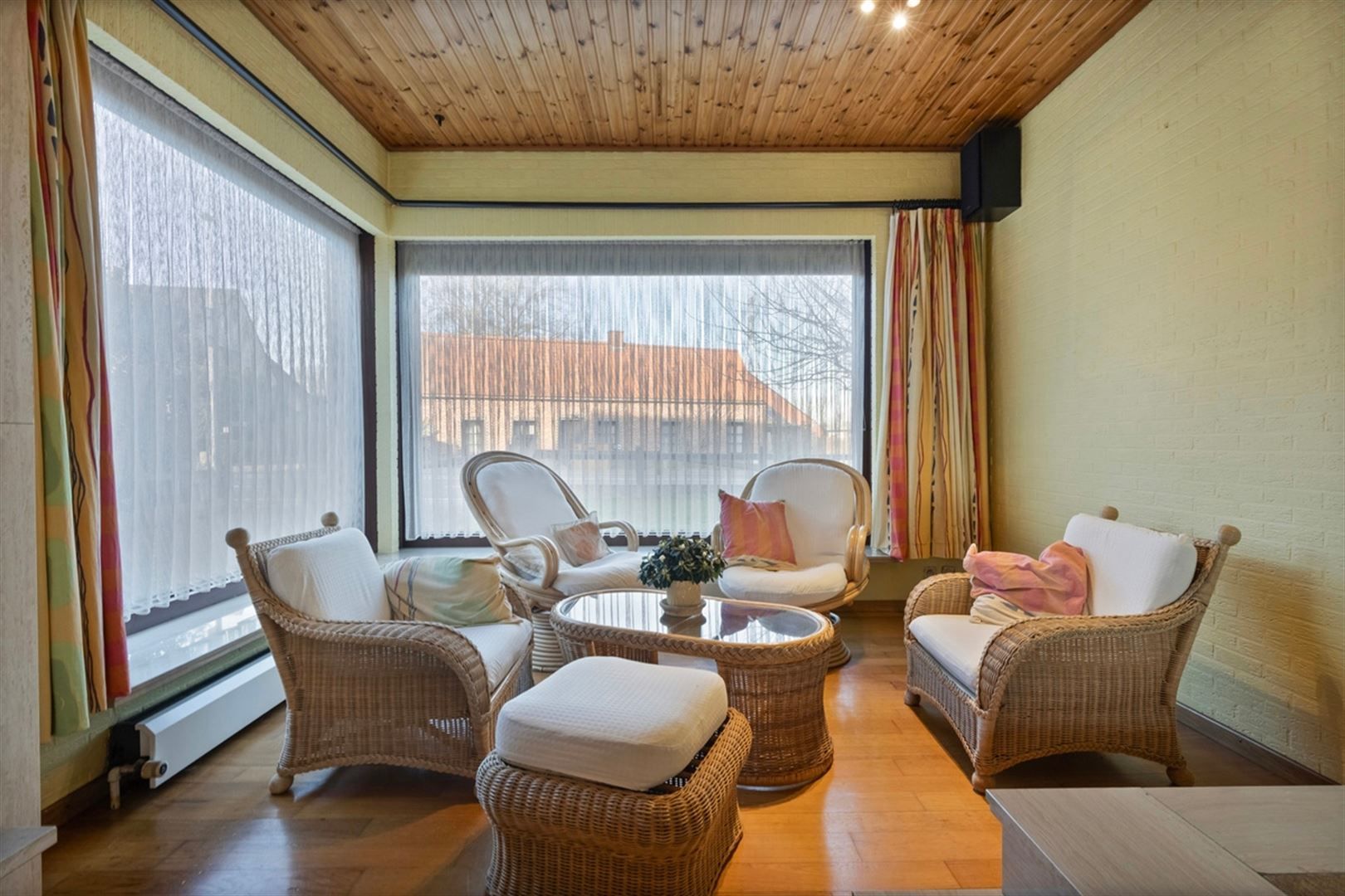 Mooi gelegen statige woning op 1231 m2 foto 7