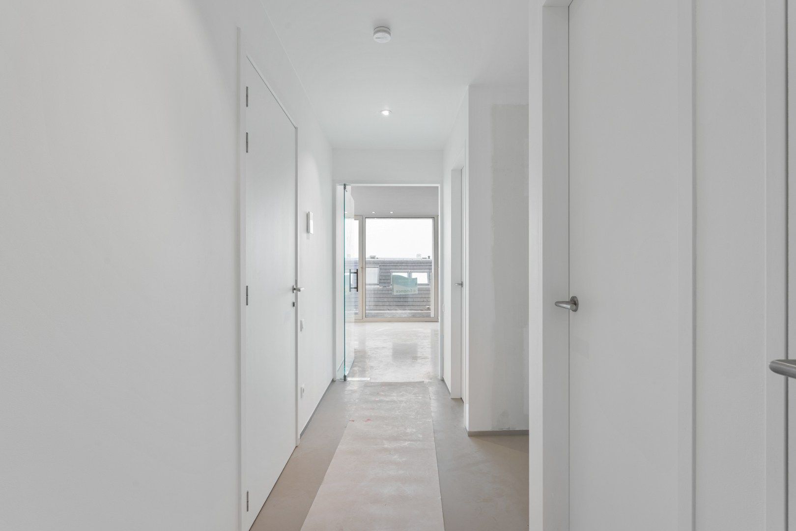 Penthouse met royaal terras in het centrum van Oostende! foto 8