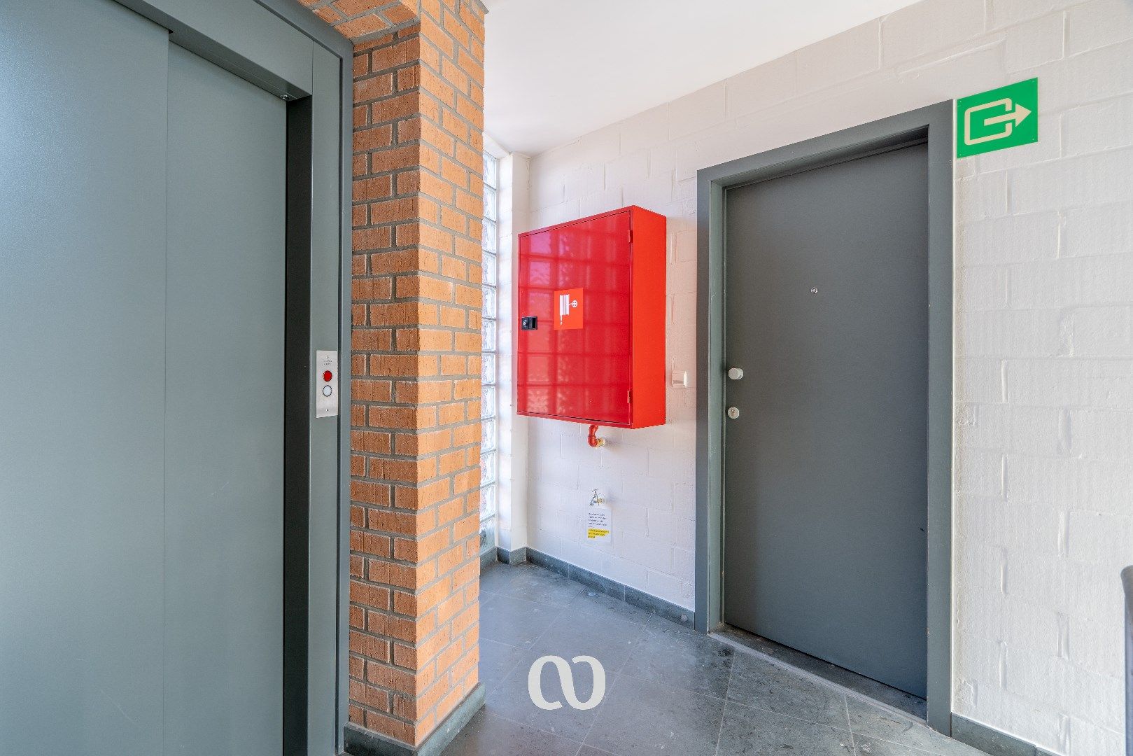 Appartement met twee slaapkamers op gunstige locatie foto 3