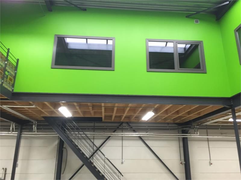 Magazijn (232m²) met appartement te huur in Winkelomheide (Geel) foto 6