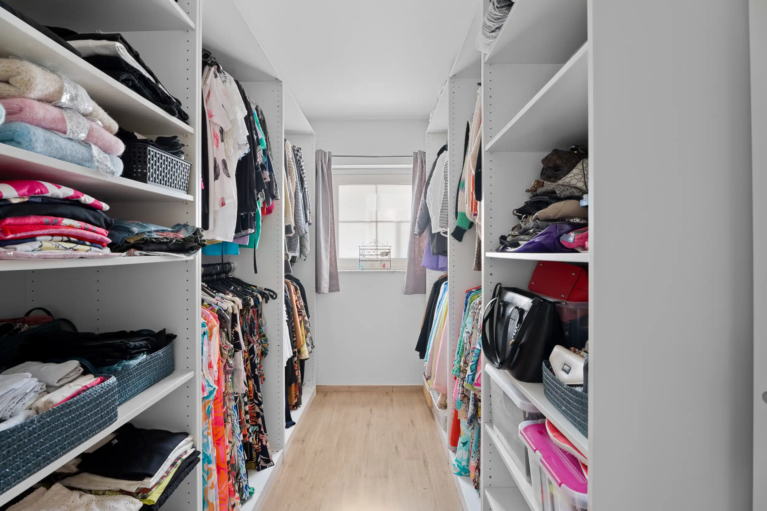 Lichtrijk en instapklaar wonen in hartje Wakken. foto 9