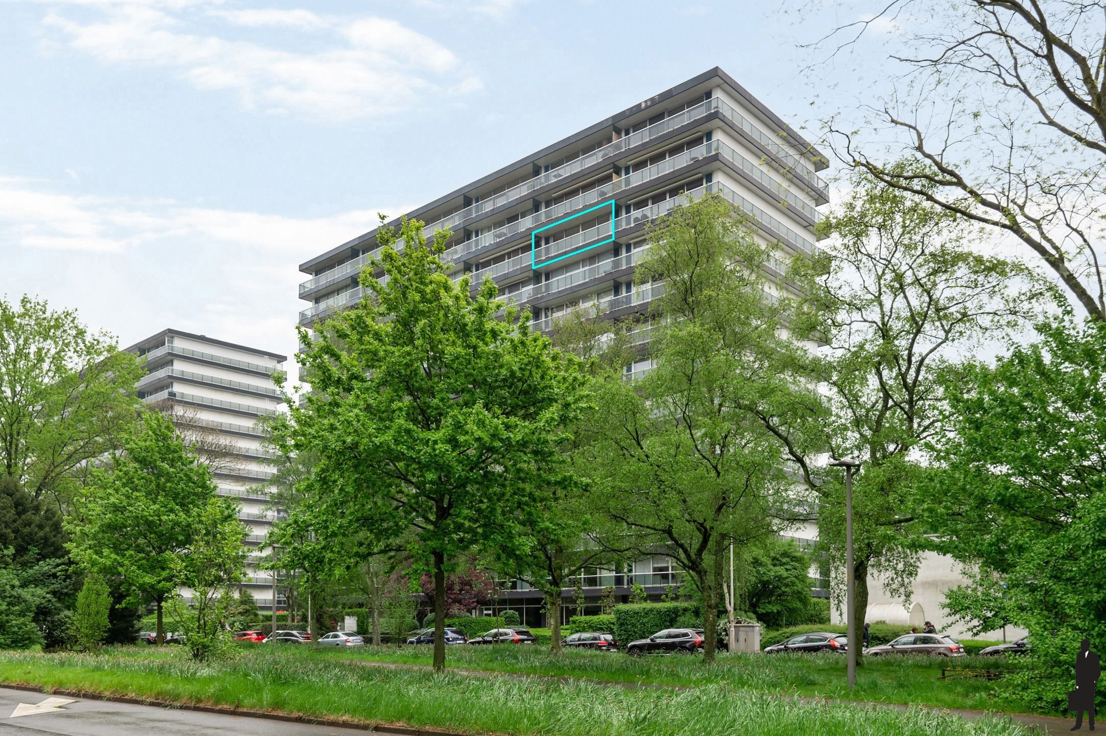 Ruim en licht appartement met twee terrassen foto 3