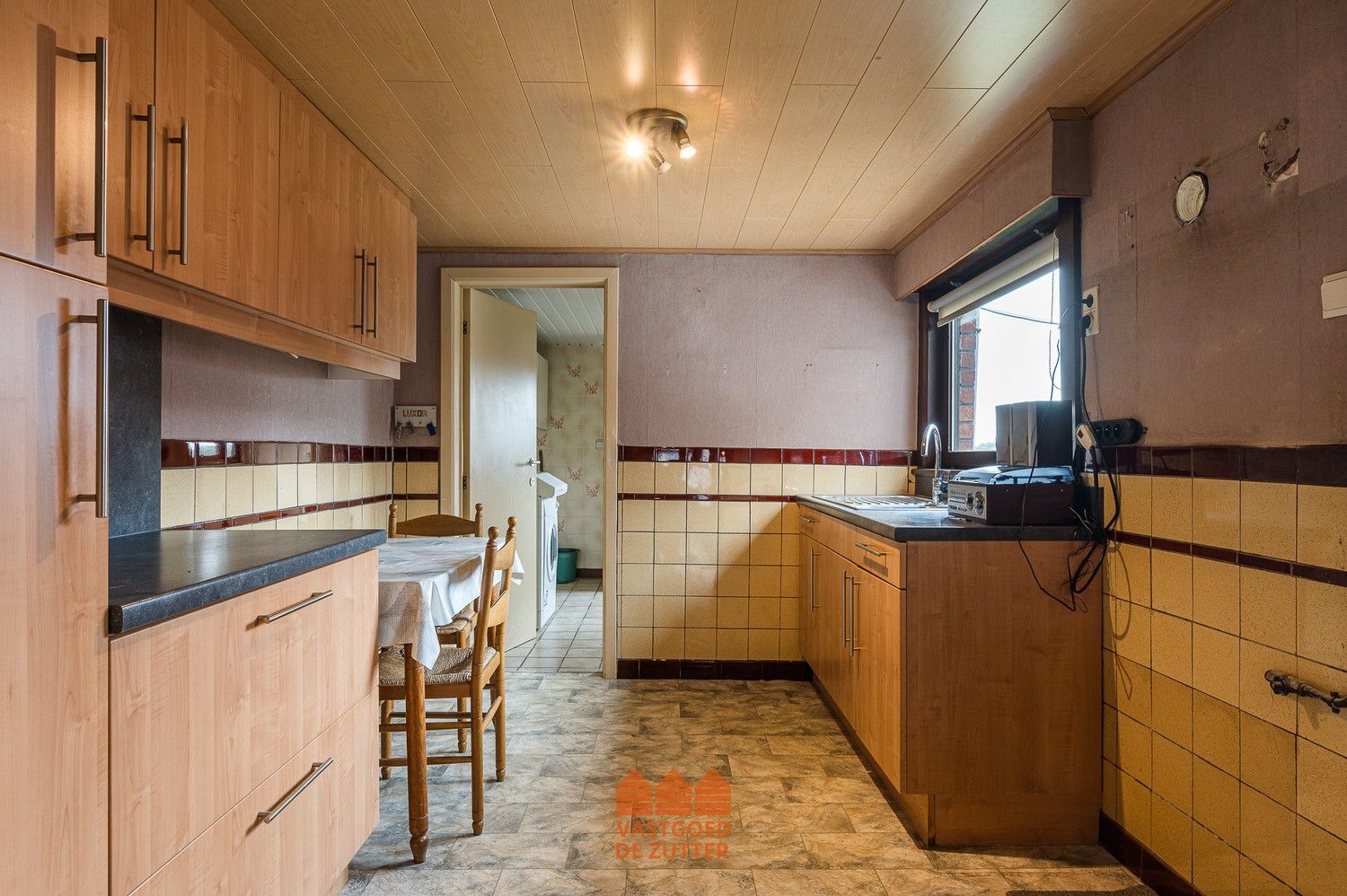 Te renoveren woning te Waarschoot foto 7