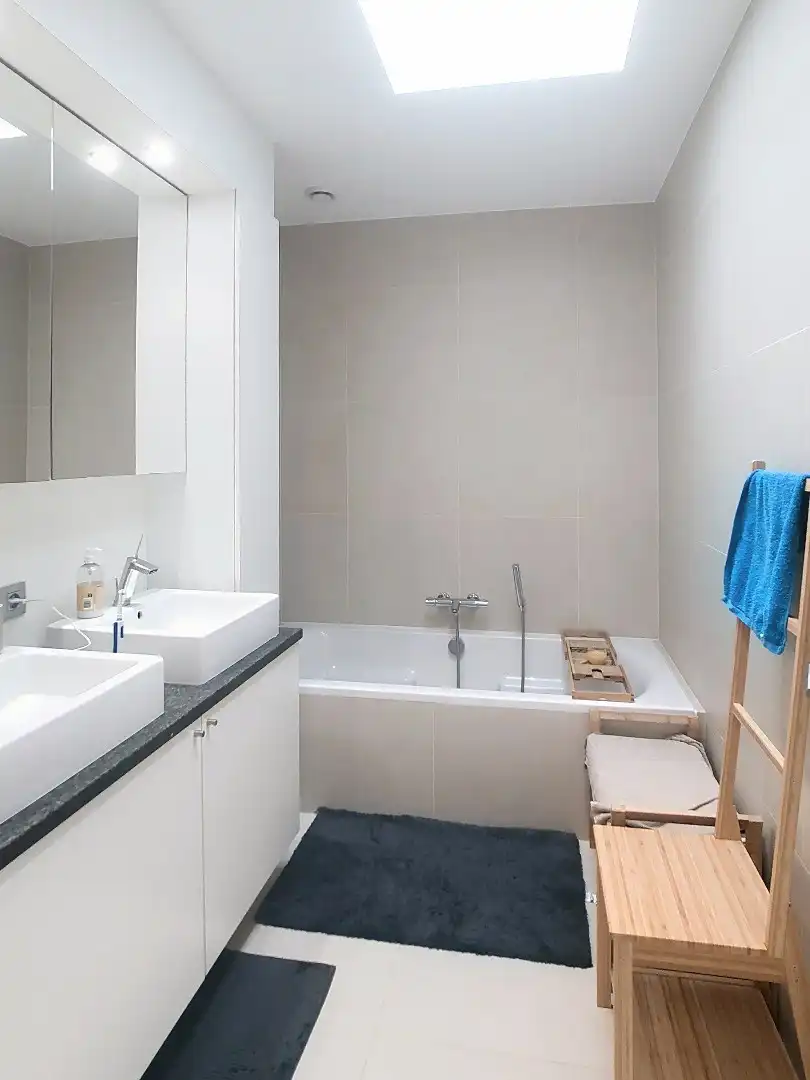 Prachtig afgewerkt en zeer ruim appartement in Roeselare foto 8