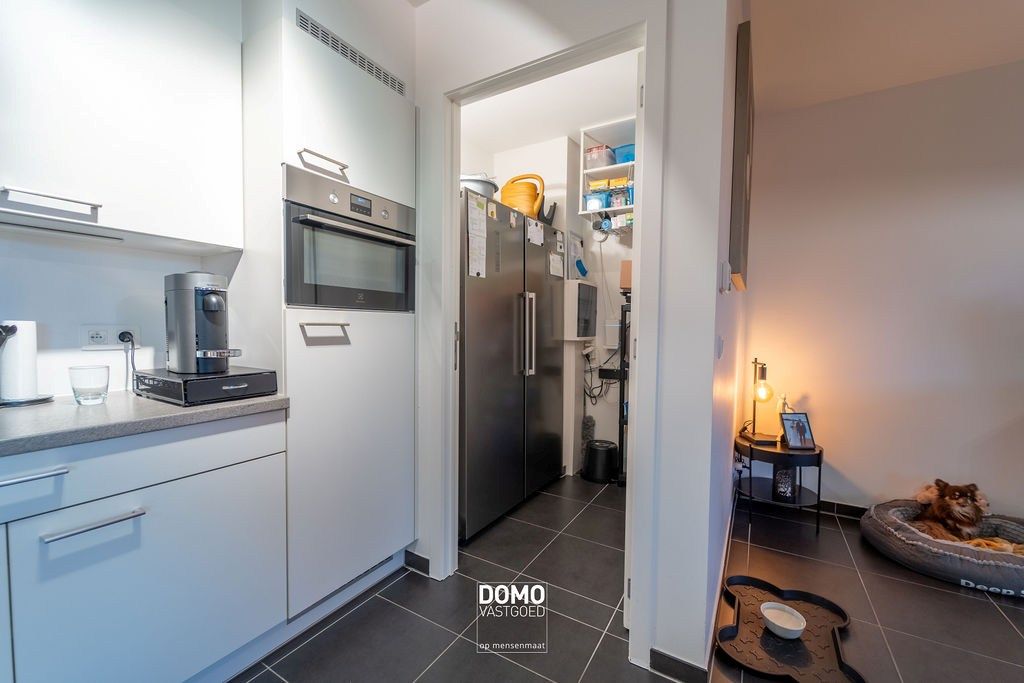 INSTAPKLAAR 2 SLAAPKAMER APPARTEMENT MET PRACHTIG RUIM TERRAS TE BILZEN CENTRUM foto 12