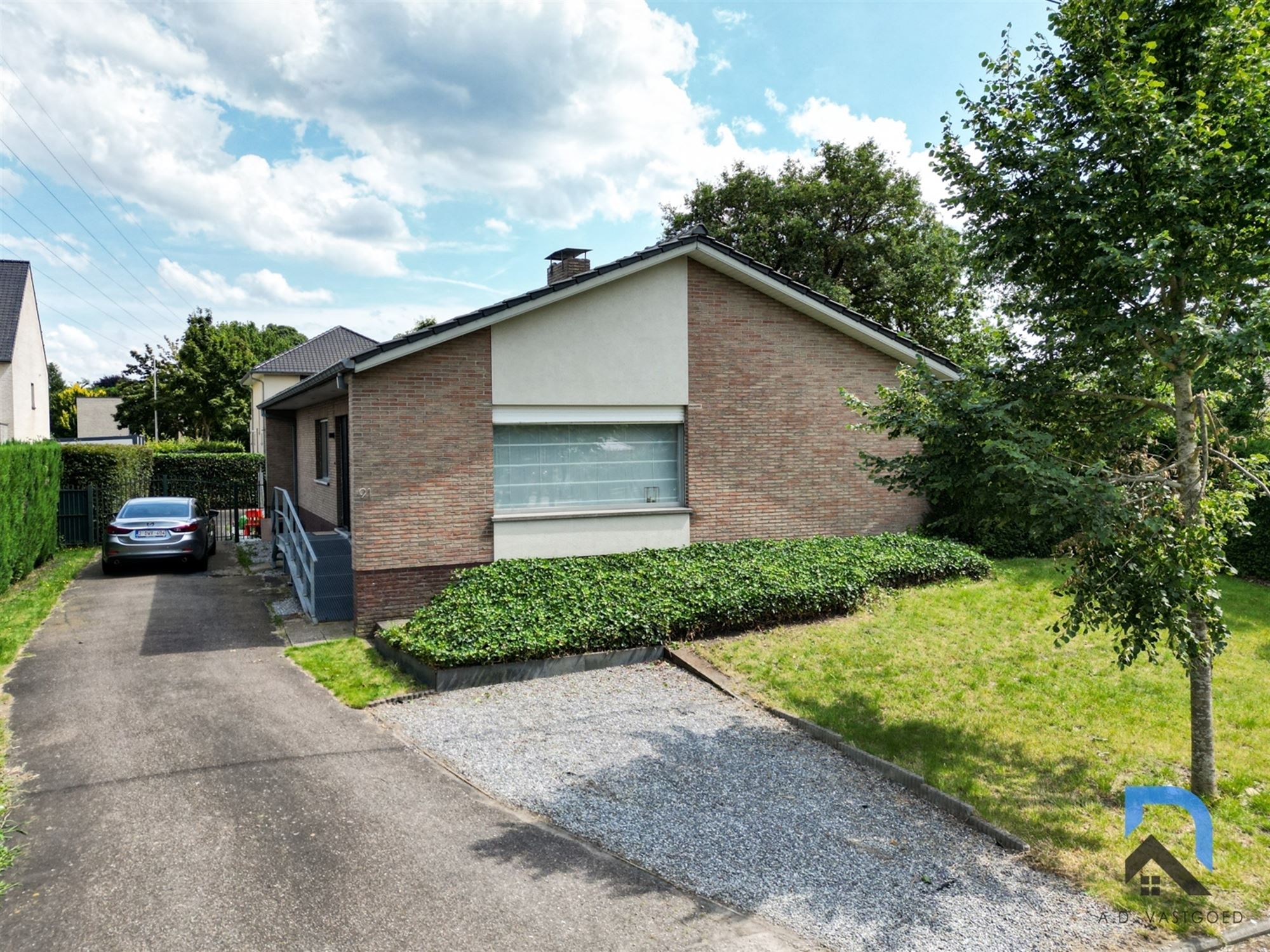 Mooie vrijstaande woning op toplocatie in Genk foto 20