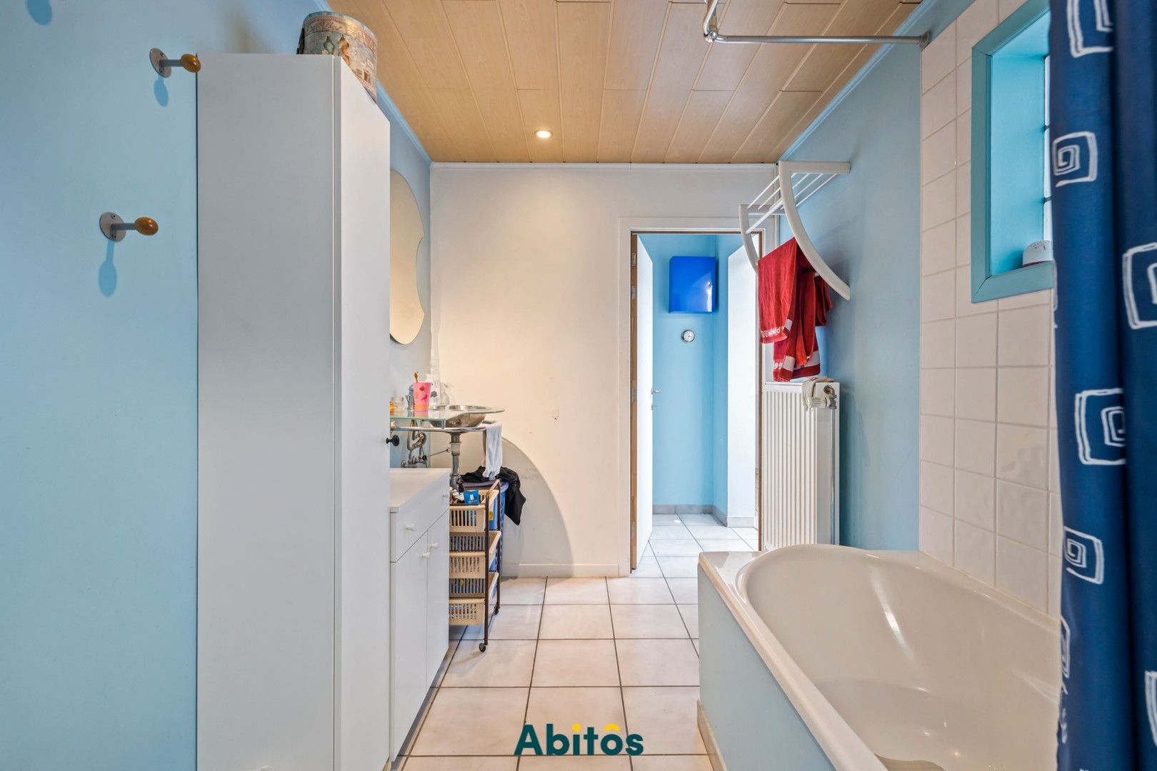 Halfopen bebouwing met drie slaapkamers ideaal voor co-housing foto 15