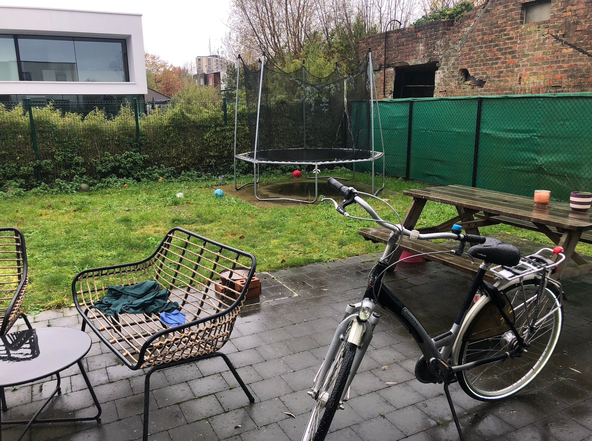 Recente gezinswoning in de Brugse stadsrand op wandelafstand van het station foto 18