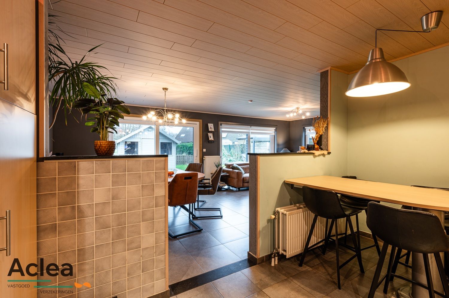 Rustig gelegen bungalow in een kindvriendelijke wijk foto 14