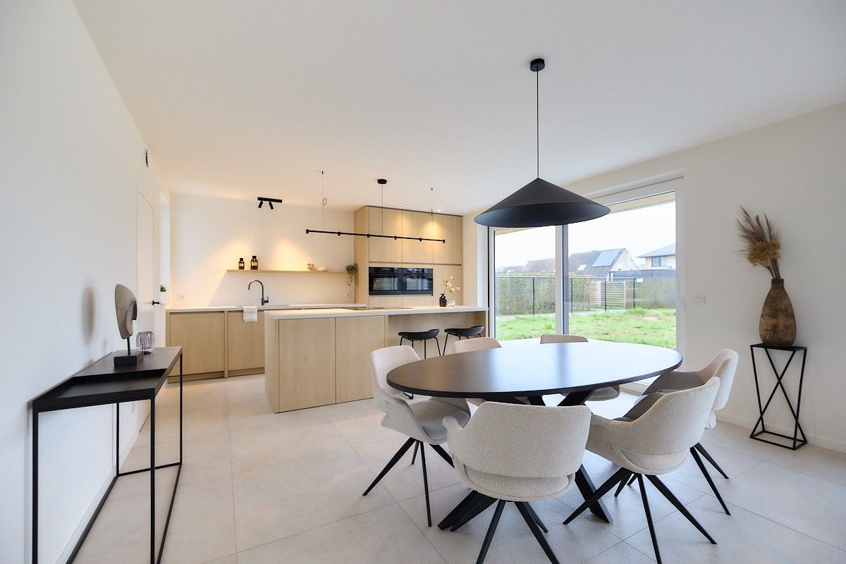 Exclusieve nieuwbouwvilla te koop – toplocatie vlakbij het Sterrebos in Roeselare foto 5