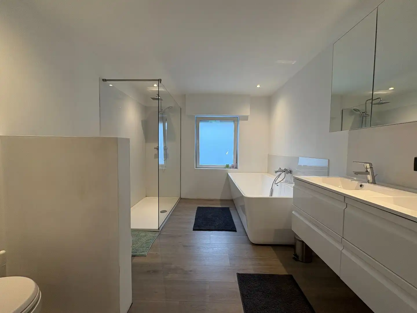 🏡 Grondig gerenoveerde woning met zonnige tuin in centrum Vlamertinge (Ieper) foto 20