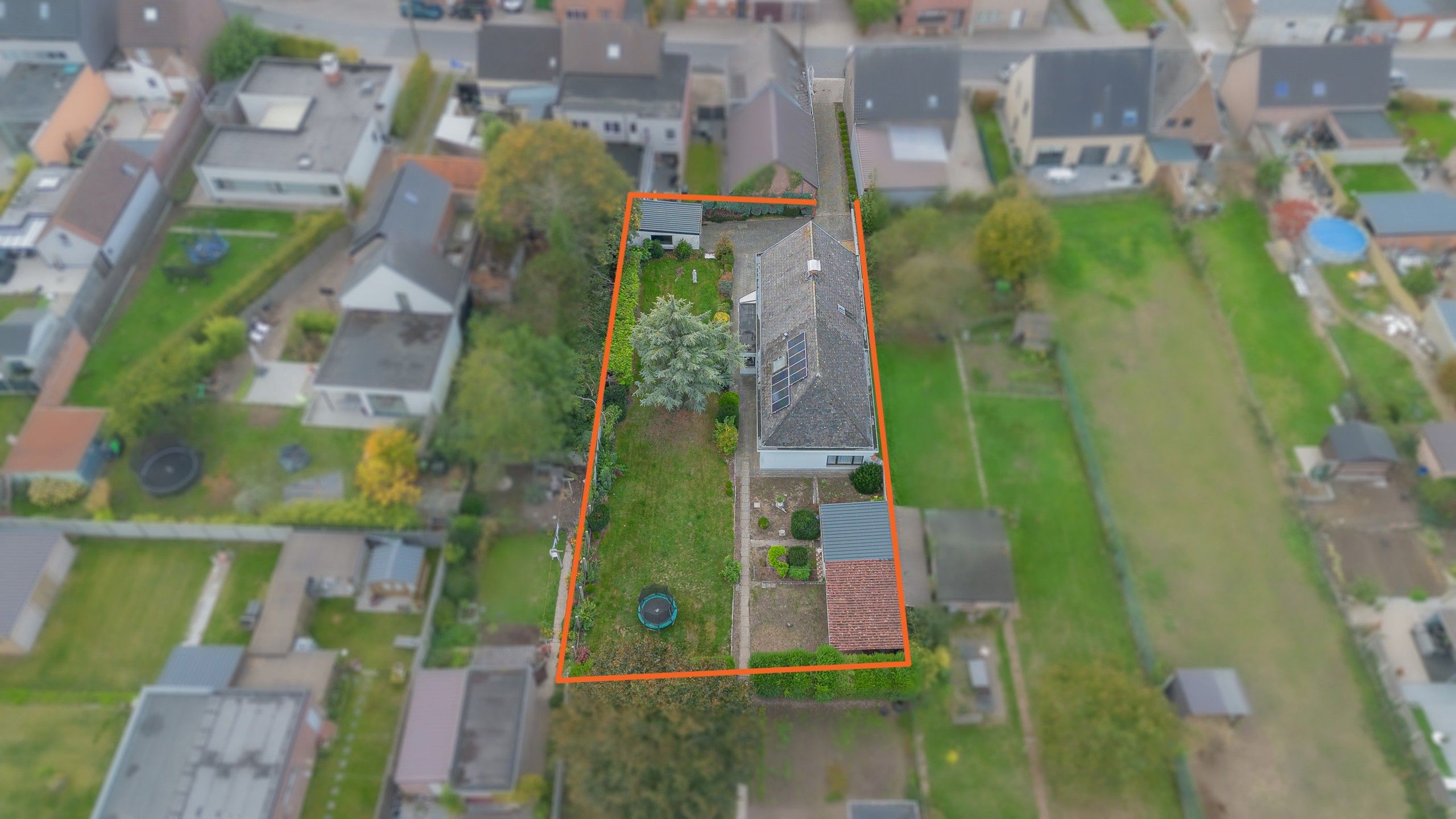 WANZELE - Goed onderhouden bungalow op een leuke locatie foto 8