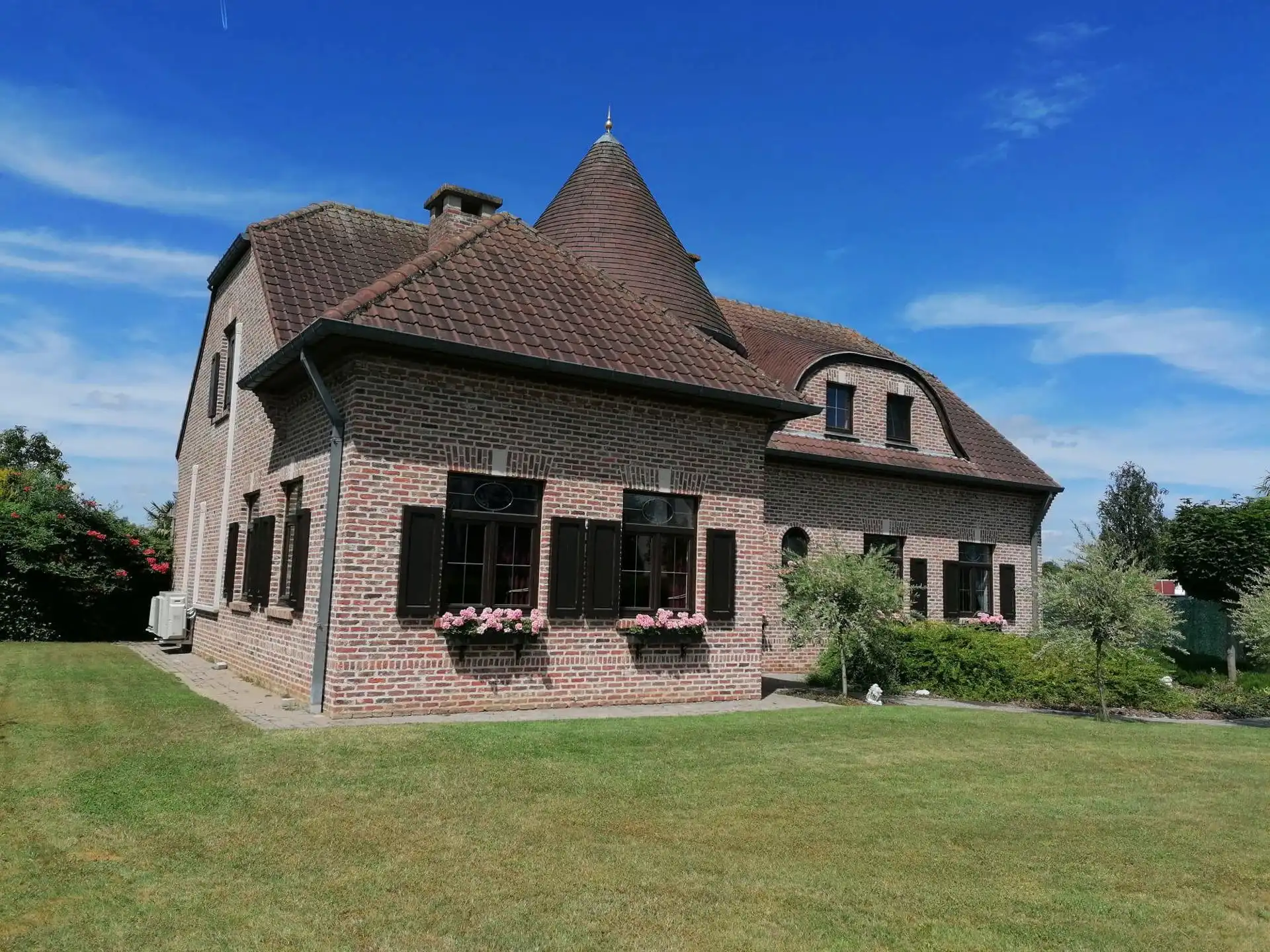 Villa te koop foto 2