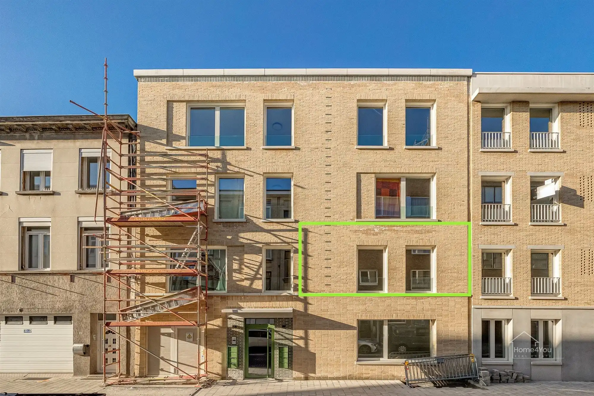 Prachtig BEN-label Appartement met autostaanplaats en terras foto 12
