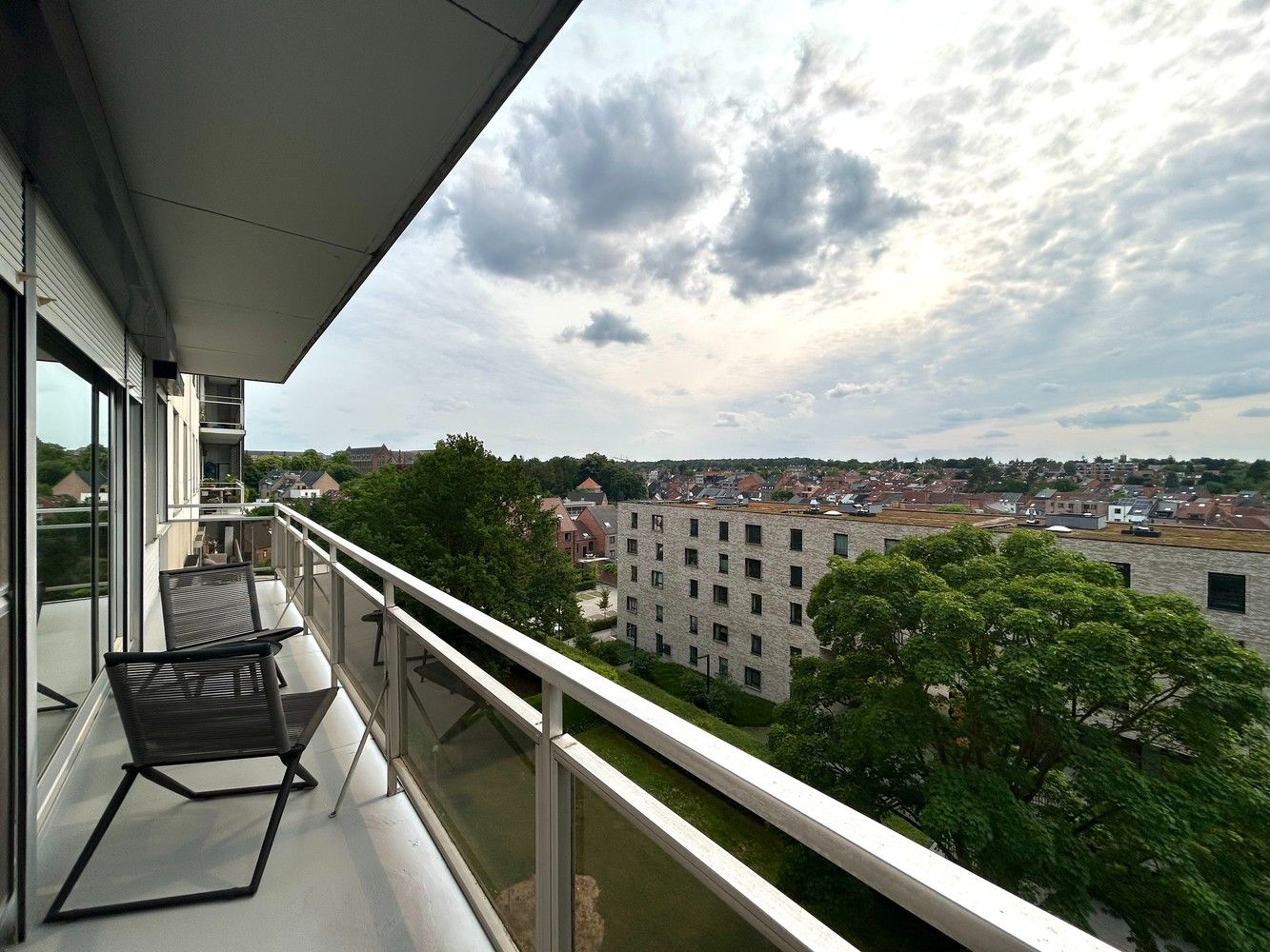 Prachtig gerenoveerd appartement met 2 slaapkamers en garagebox te Heverlee foto 11