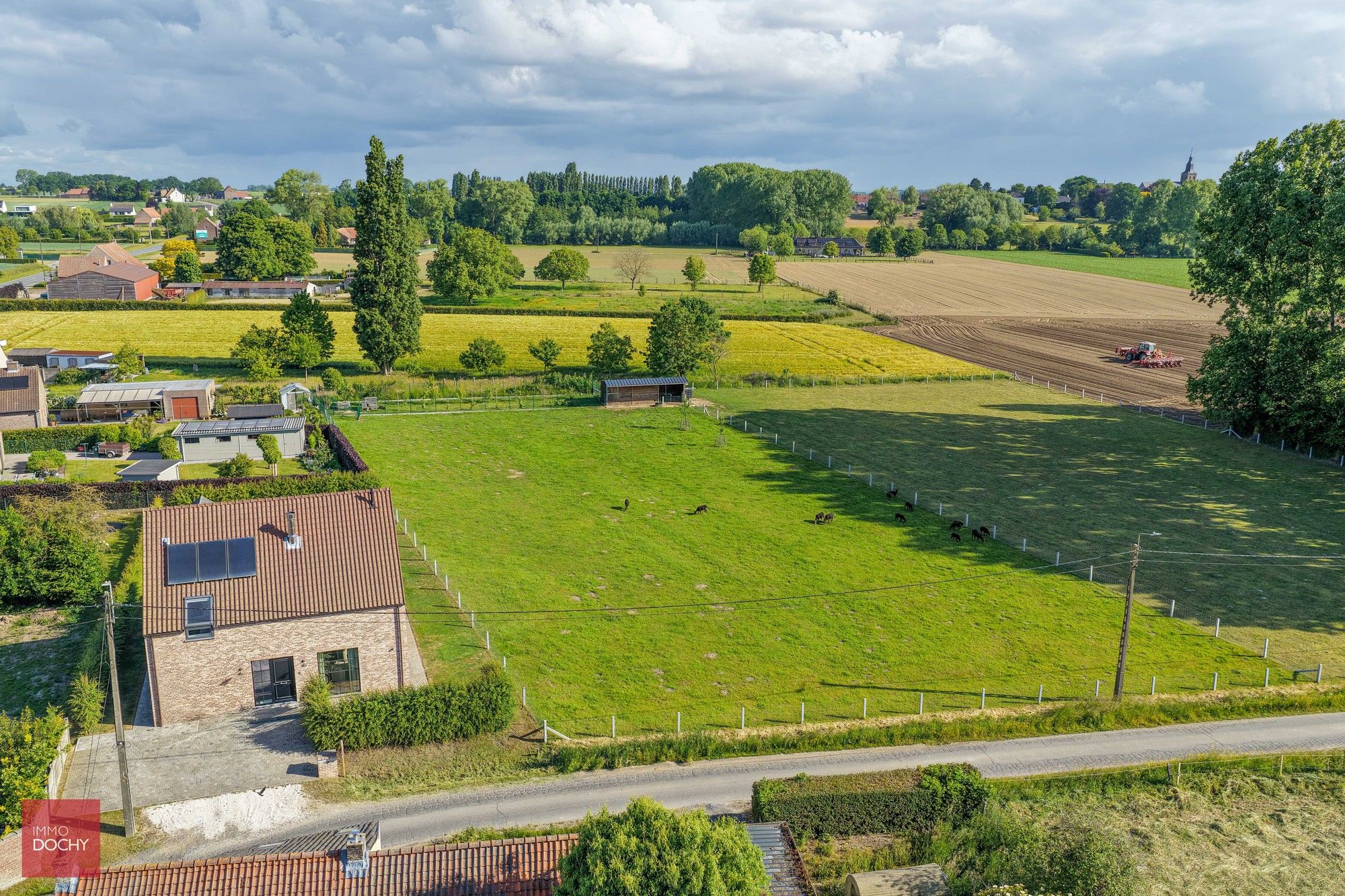 Recent gebouwde villa met prachtig landelijk zicht nabij centrum Wannegem foto 3