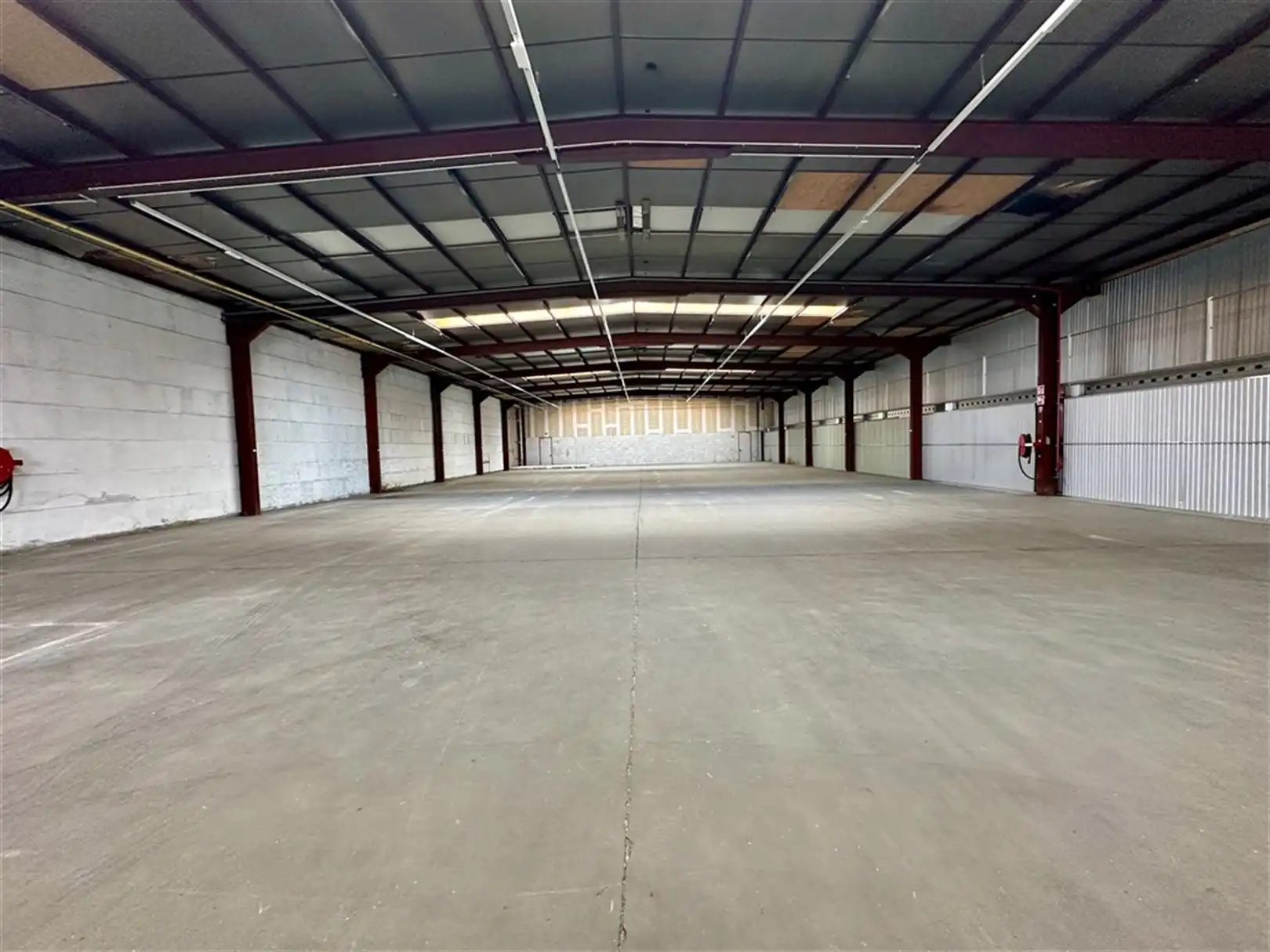 Magazijnruimtes nabij Westerring te Oudenaarde foto 2