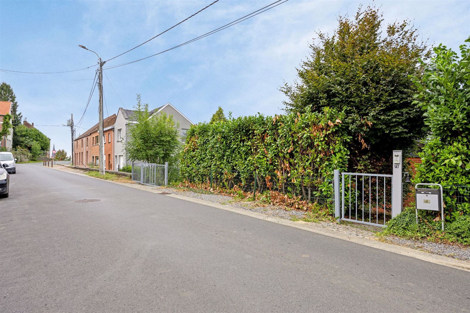 Instapklare bungalow op zeer rustige locatie met tuin en garage foto 2