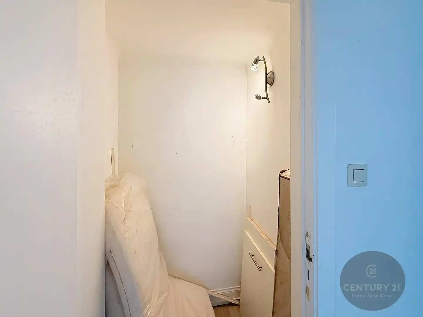 kelderappartement met RUIM terras vlak aan zee foto 14