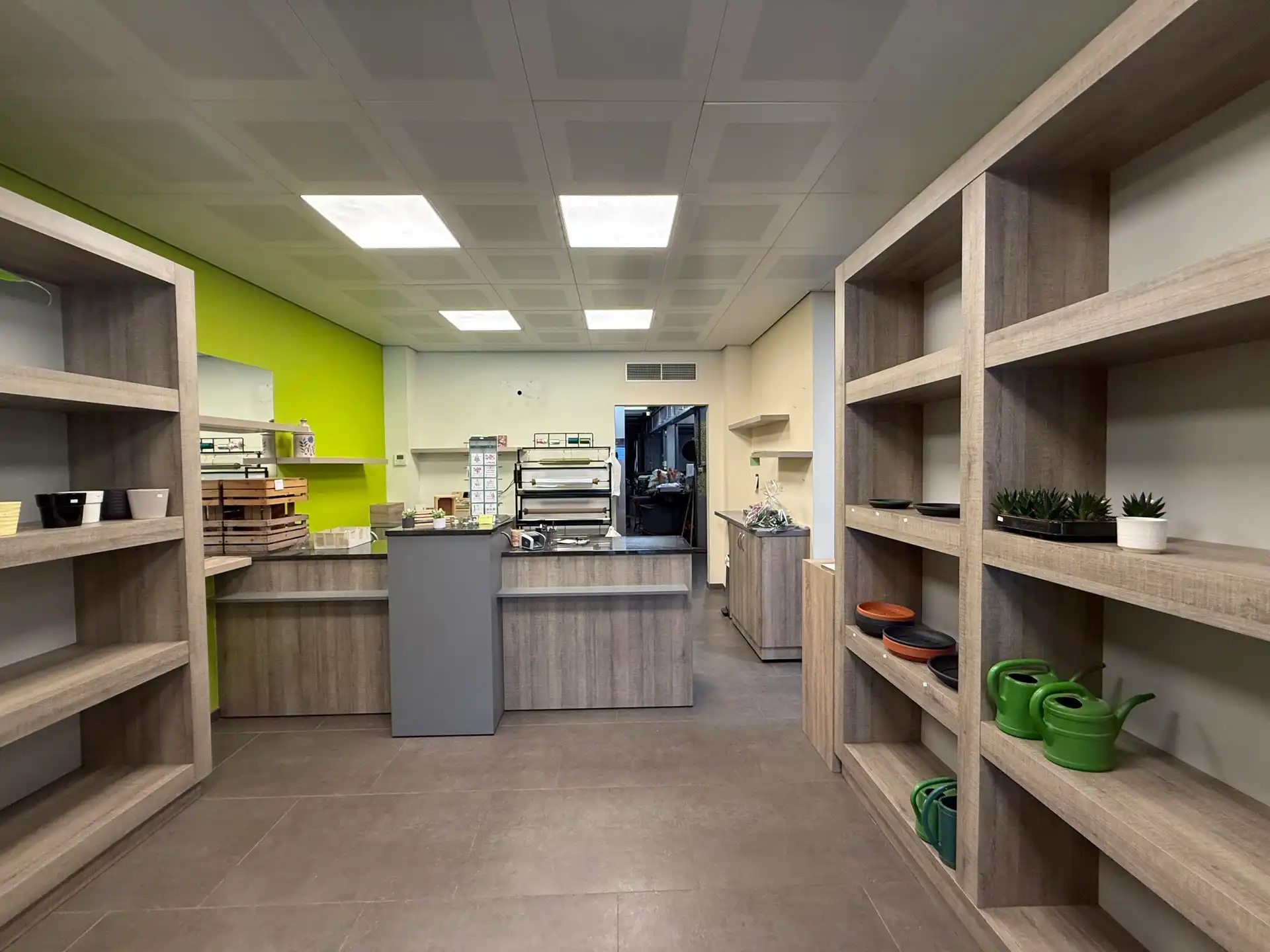 AALST-CENTRUM - Commercieel handelspand met ruim appartement op TOPlocatie. foto 7