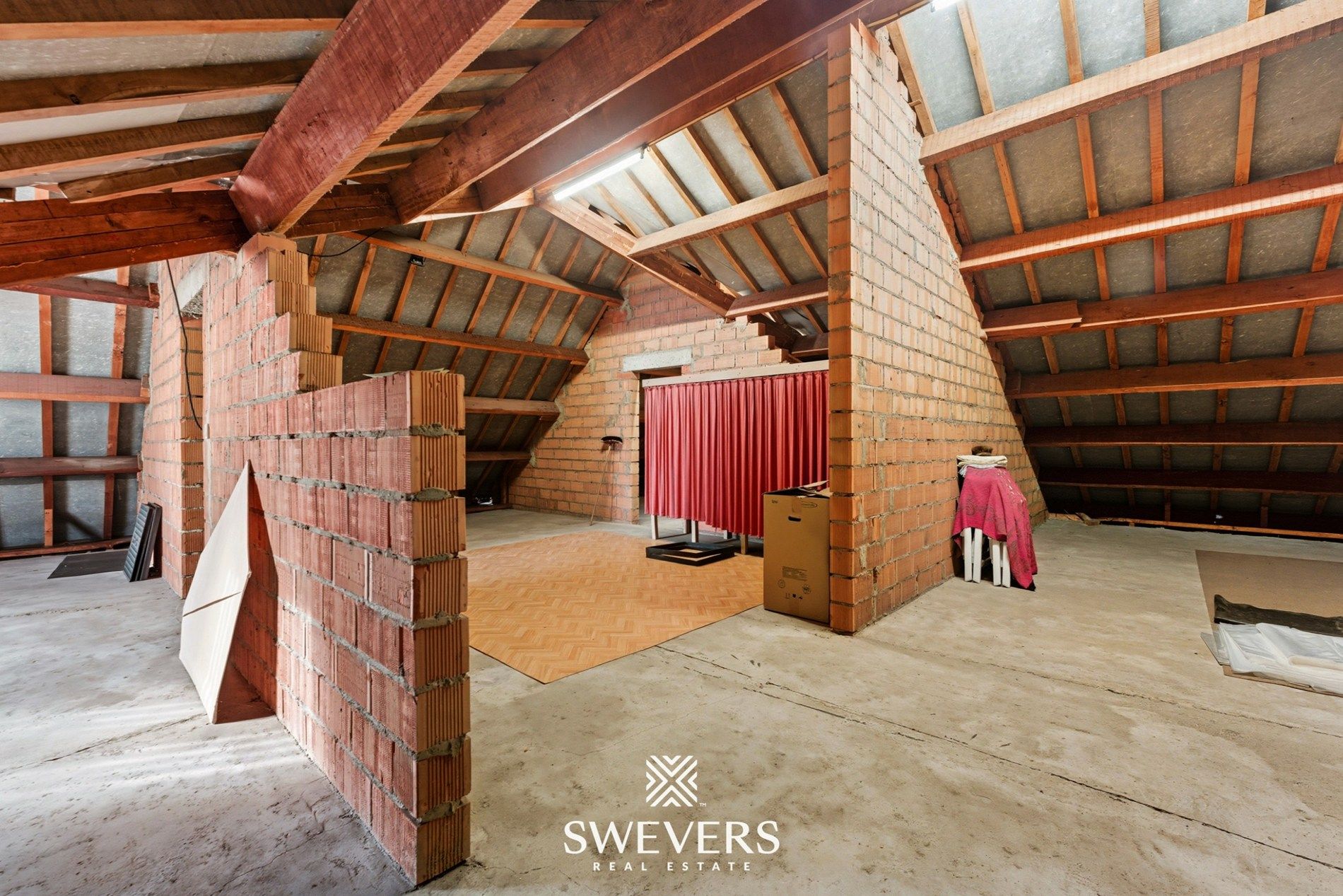 Ruime Gezinswoning met 3 slaapkamers en uitbreidingspotentieel foto 22