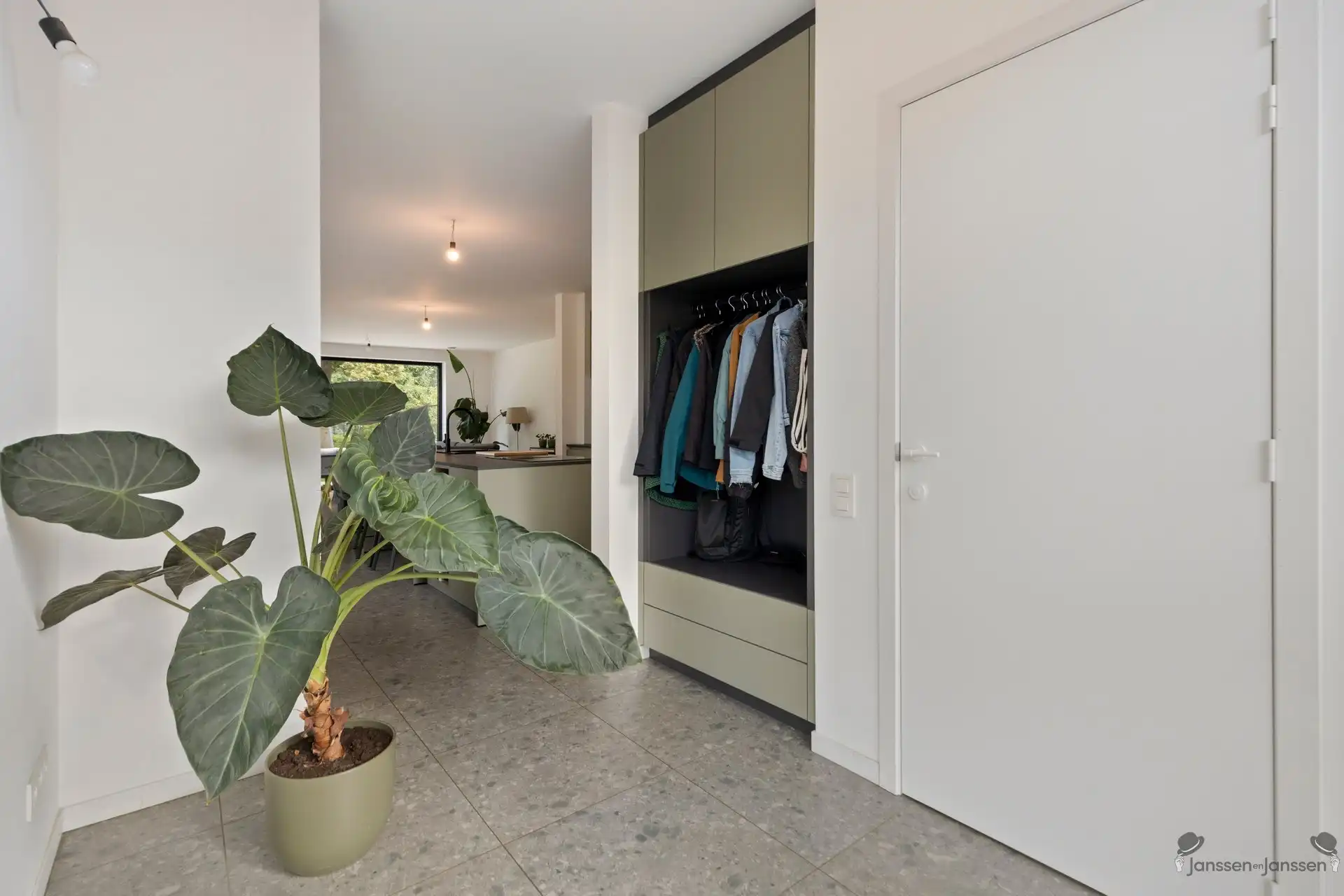 Moderne halfopen bebouwing uit 2024 met hoogwaardige afwerking foto 5