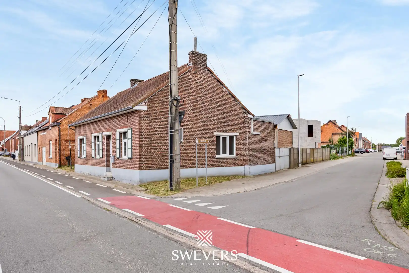 Vrijstaande fermette met ruime garage (85m²) en renovatiepotentieel op een toplocatie  foto 29