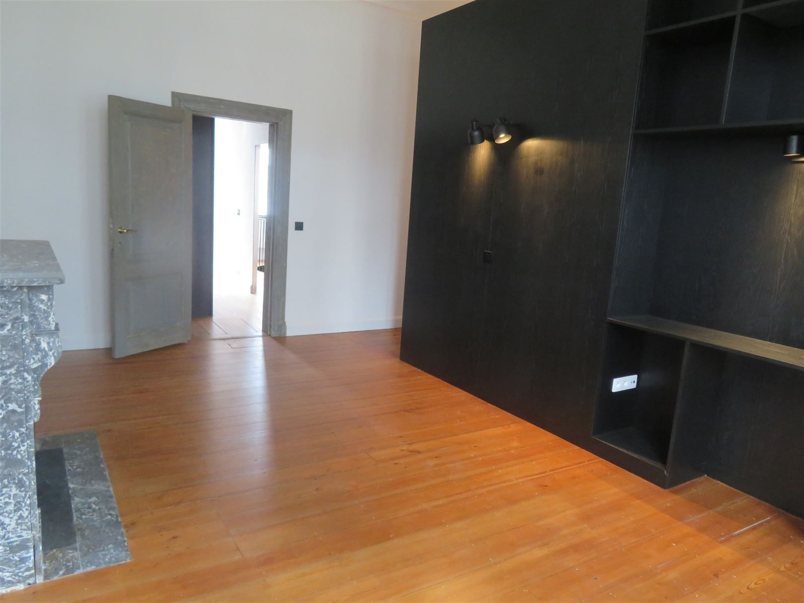 Uniek appartment met binnentuin in beschermde woning! foto 19