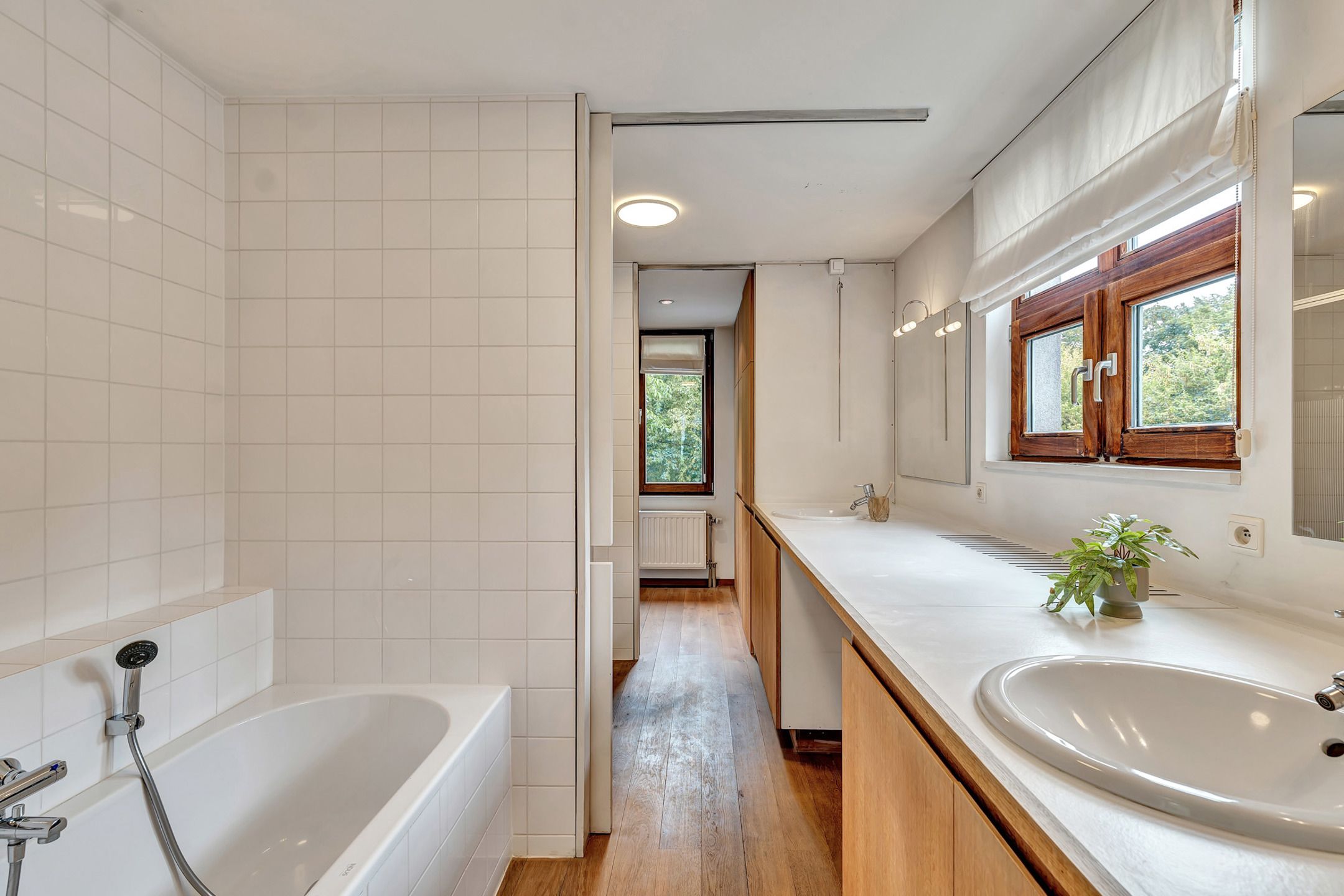 Unieke halfopen woning op toplocatie in Sint-Denijs-Westrem foto 14