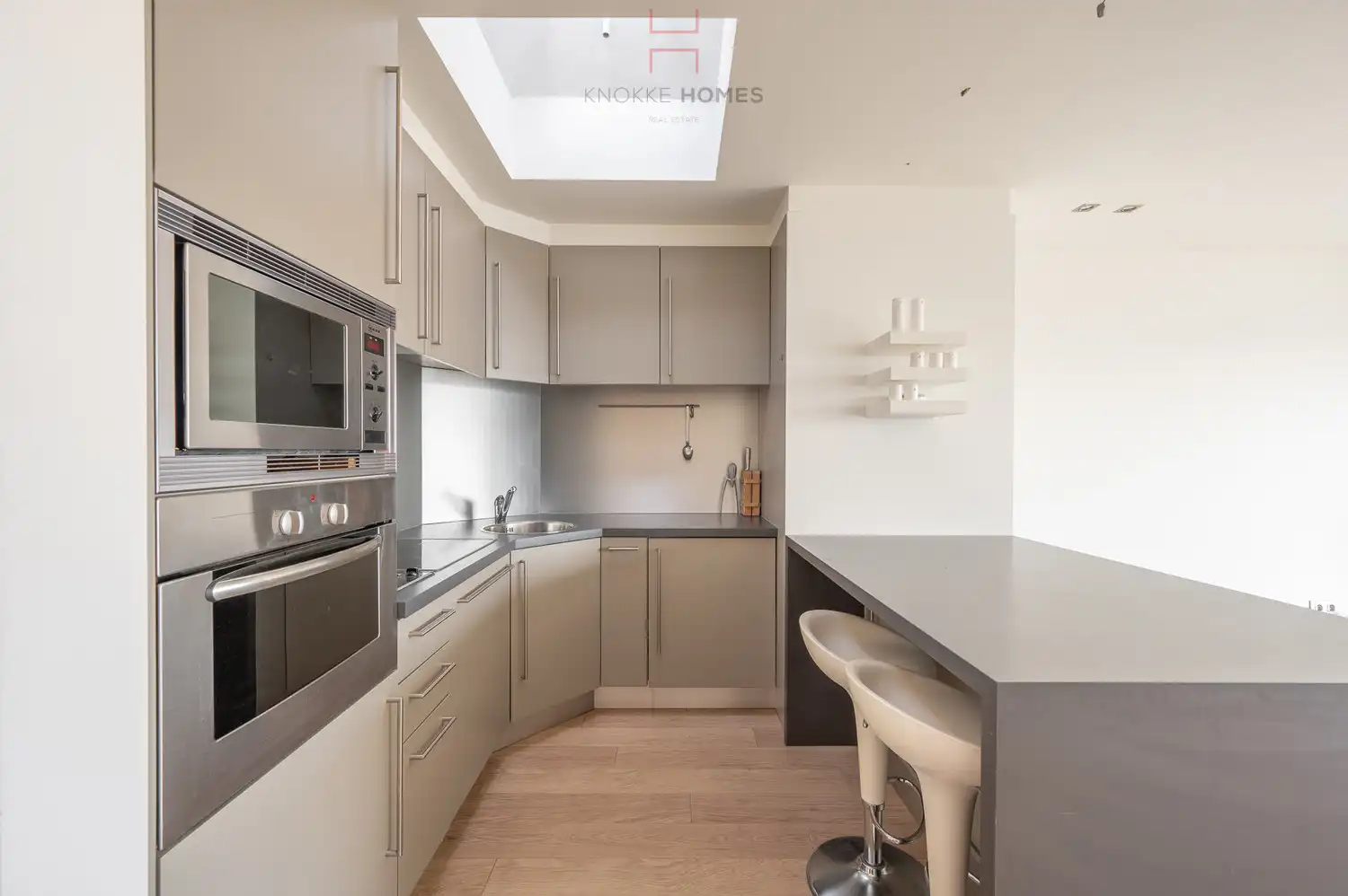 Uitzonderlijk dakappartement met panoramisch zeezicht in Duinbergen foto 7