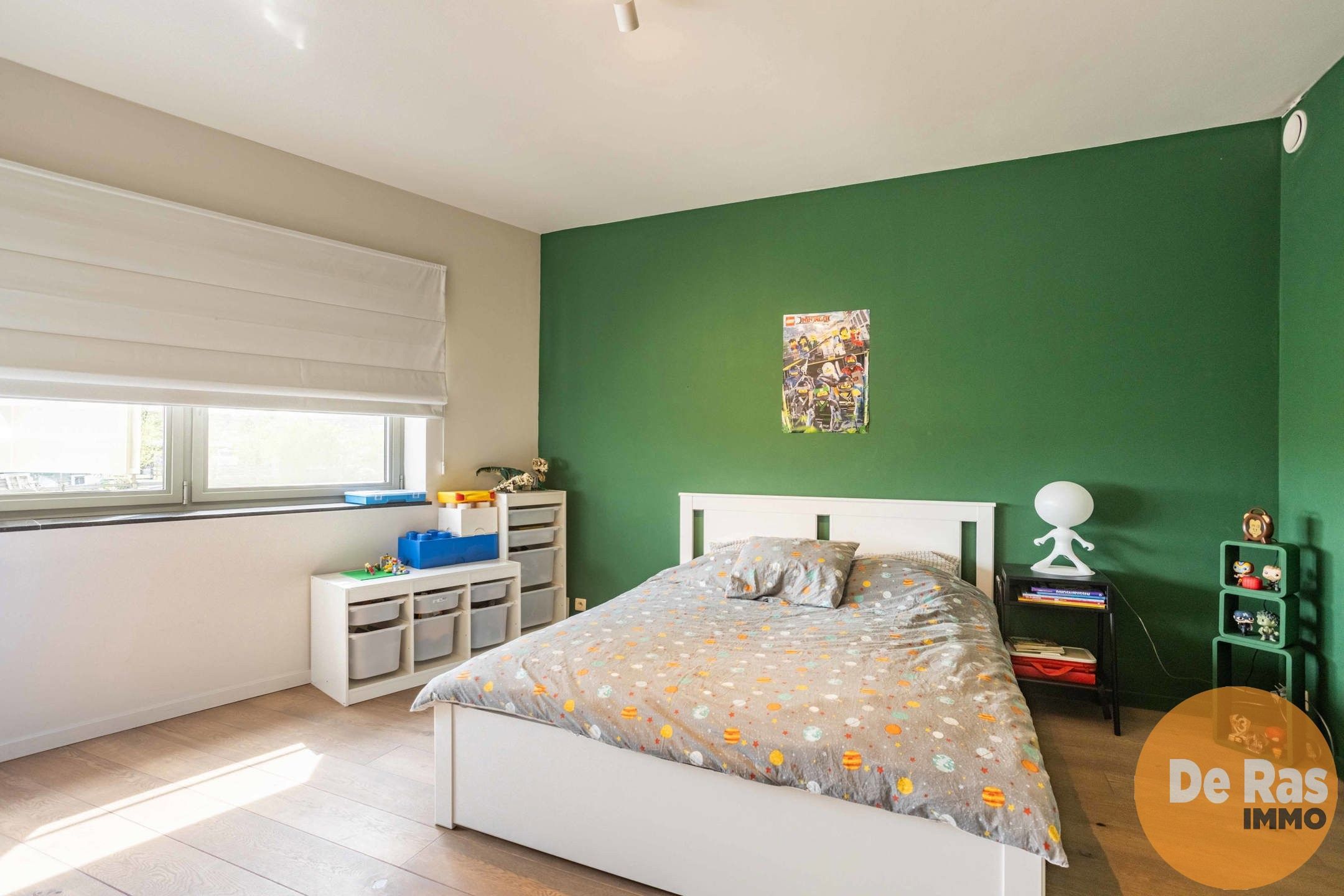 HERZELE - Recente gesloten bebouwing op een centrale ligging foto 11