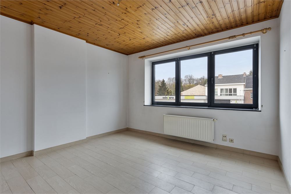 Gezinswoning met 4 slaapkamers en zongeoriënteerde tuin in Tongeren-Borgloon foto 8