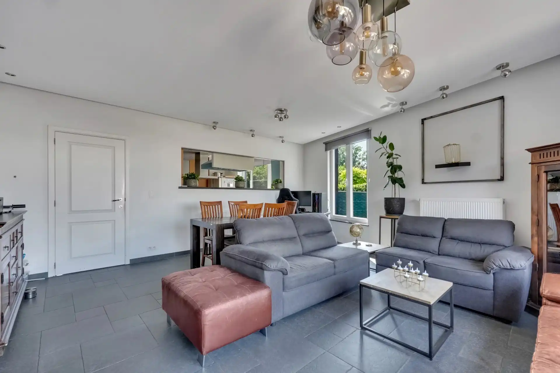 Instapklare, ruime woning met vier slaapkamers foto 6