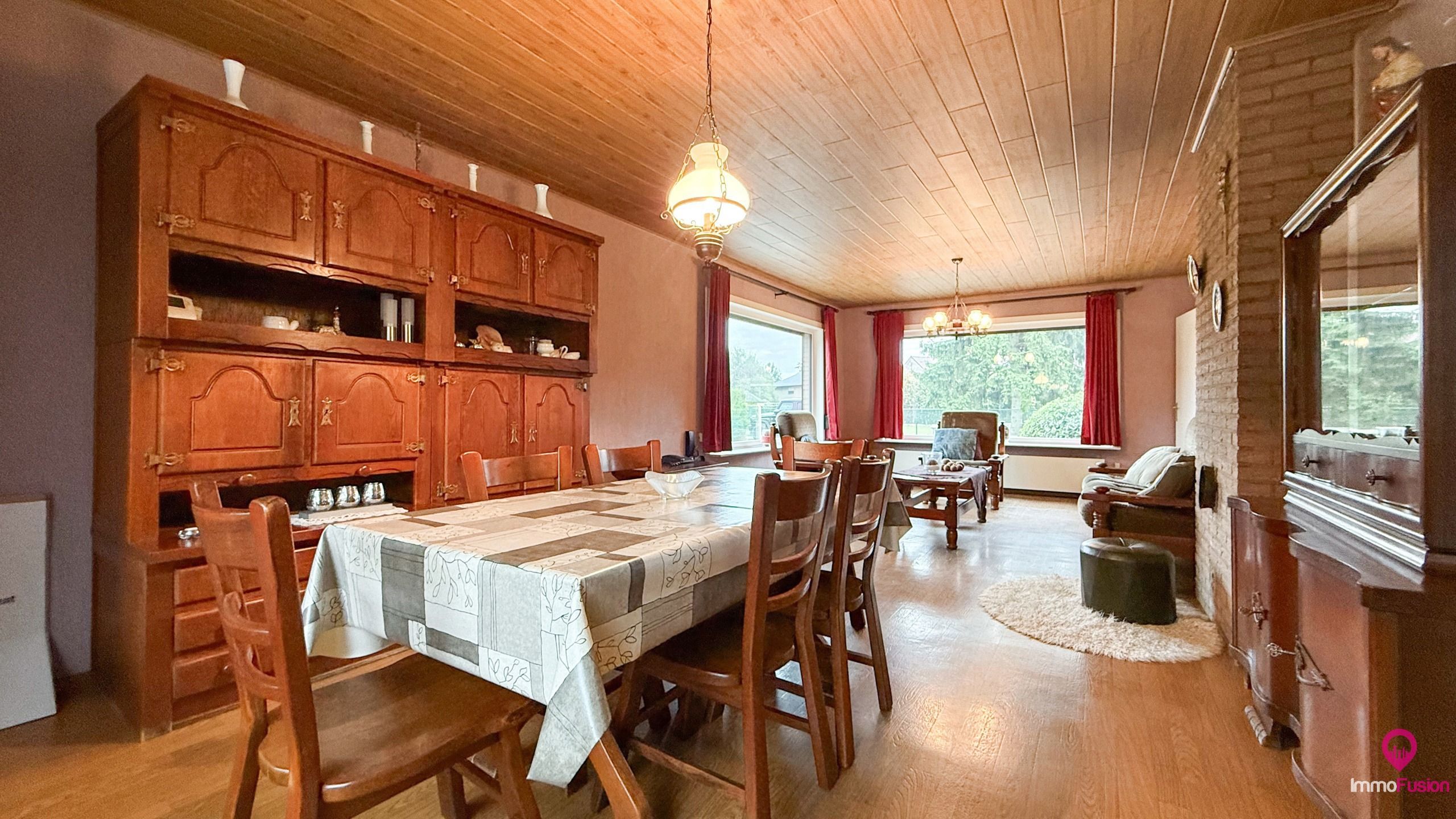 Gelijkvloerse woning op 10a met 3slpk en inpandige garage! foto 6