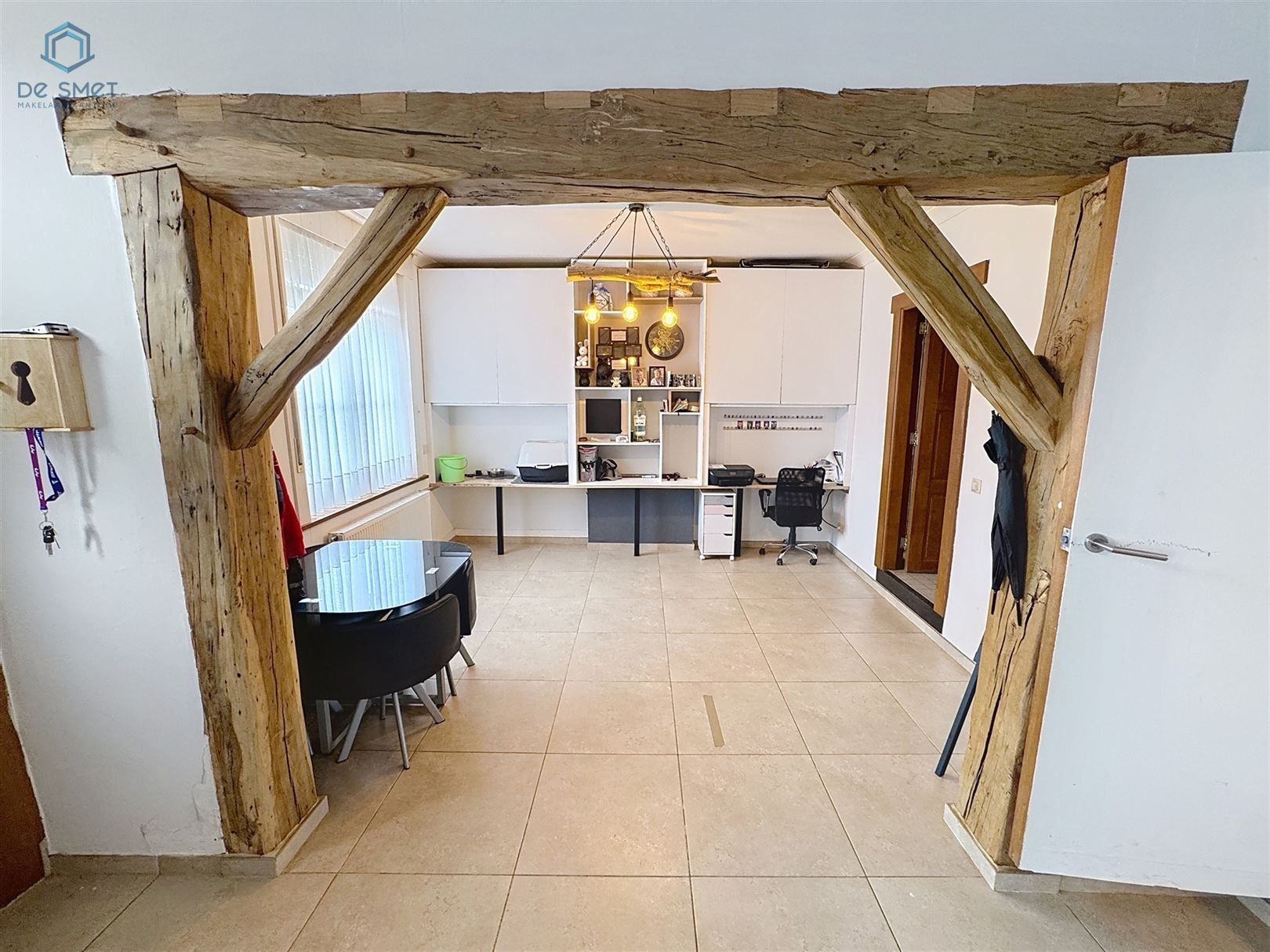 Instapklare gezinswoning met 3 slaapkamers, garage, atelier en prachtige tuin in het hart van de Vlaamse Ardennen foto 3