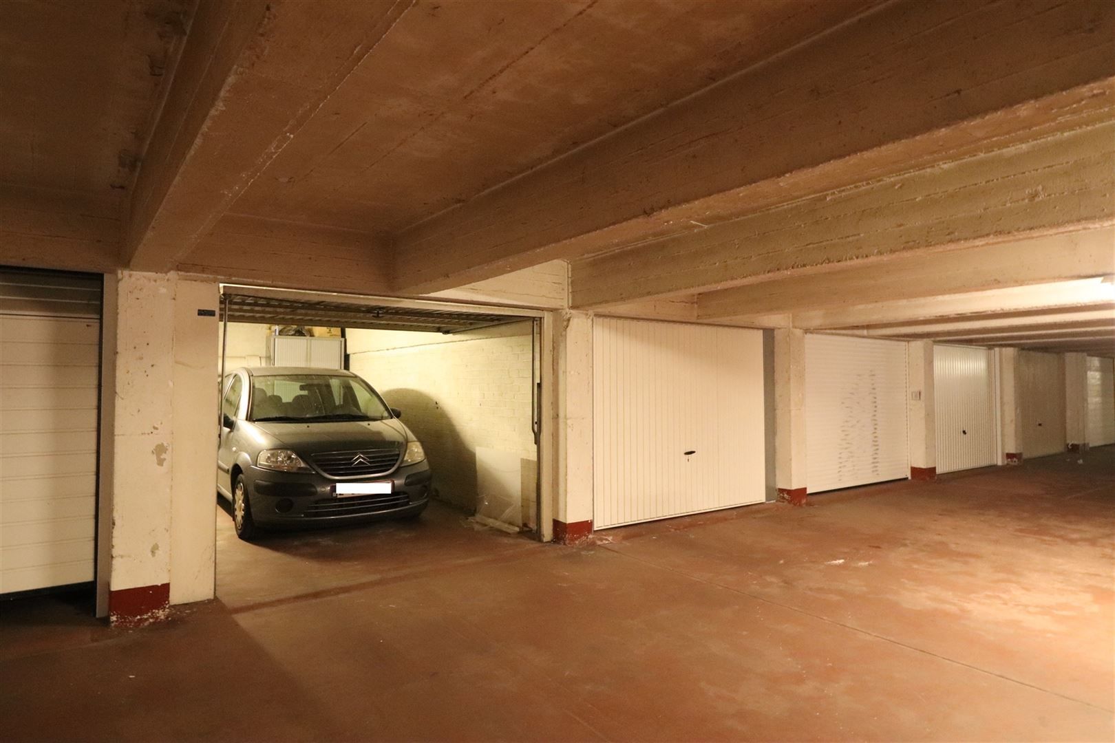 Ruime ondergrondse garagebox te Fruithoflaan  foto 3
