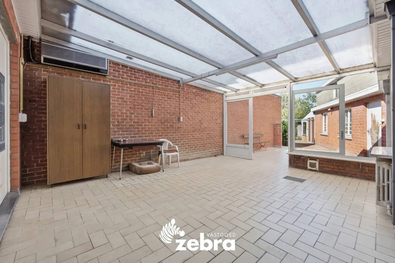 Ruime woning met 4 slaapkamers op een perceel van 601 m² te Meulebeke! foto 11
