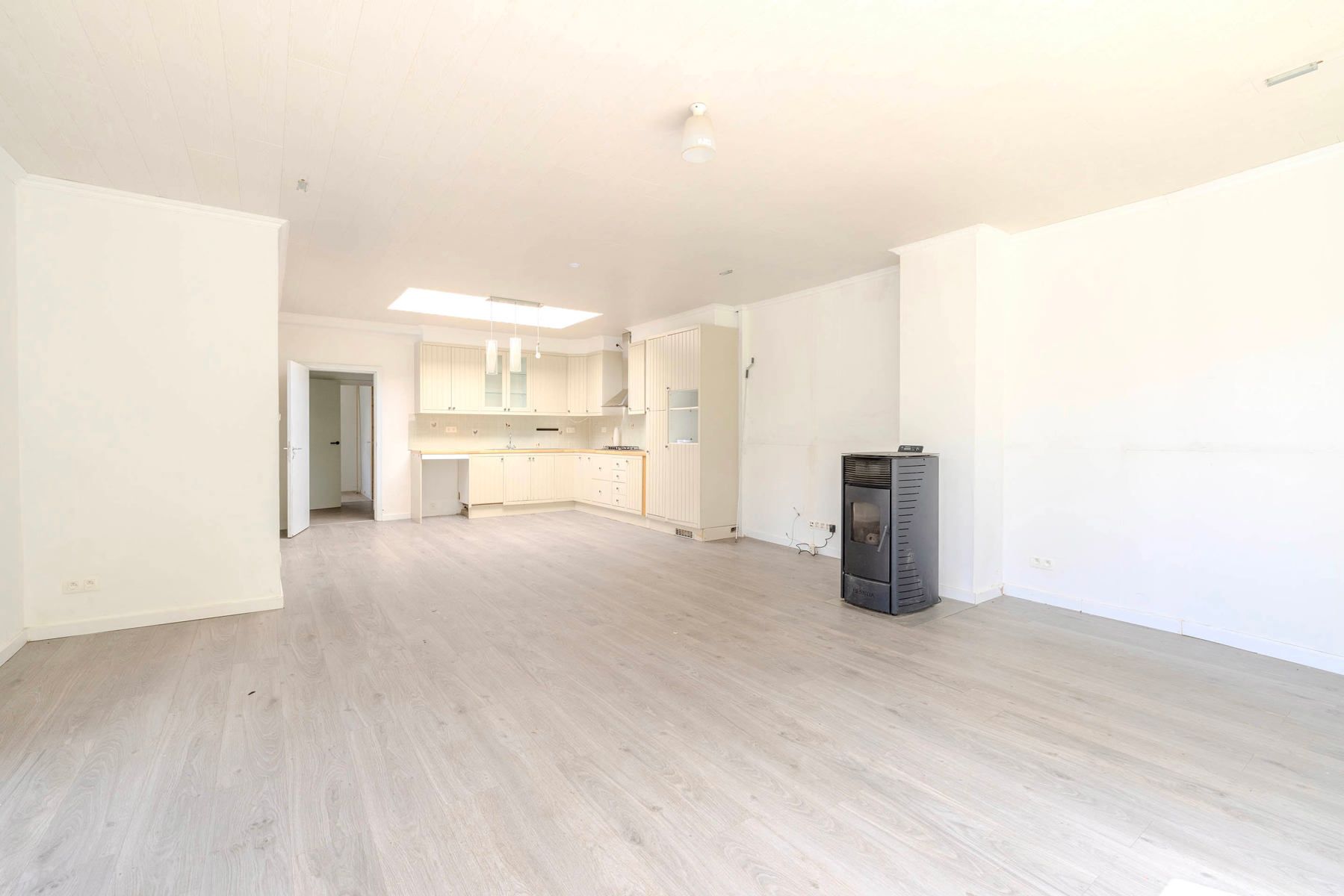 Te renoveren woning op een perceel van 509m² foto 17