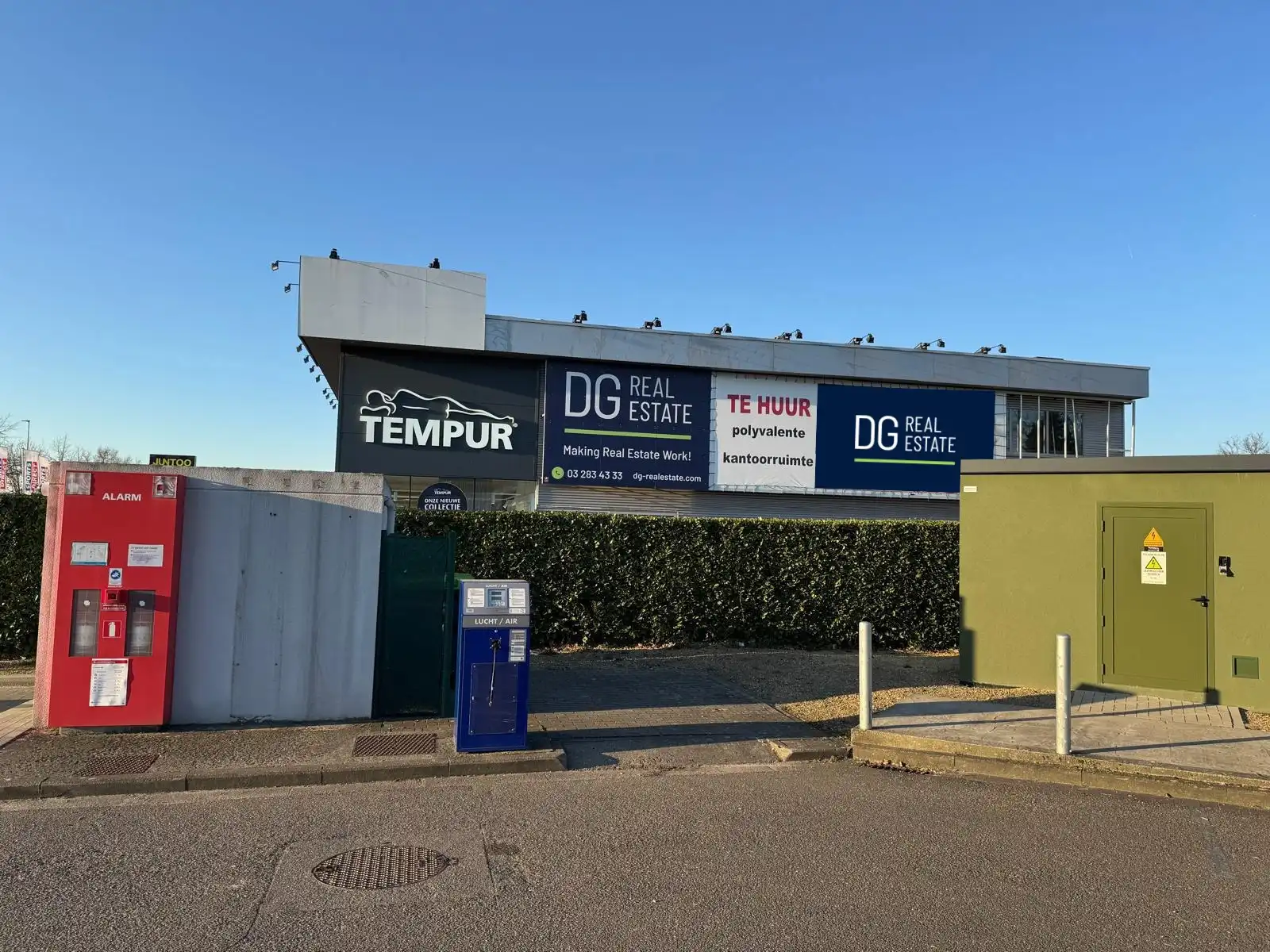 Commerciële ruimte te huur Bredabaan 1201 - 2900 Schoten