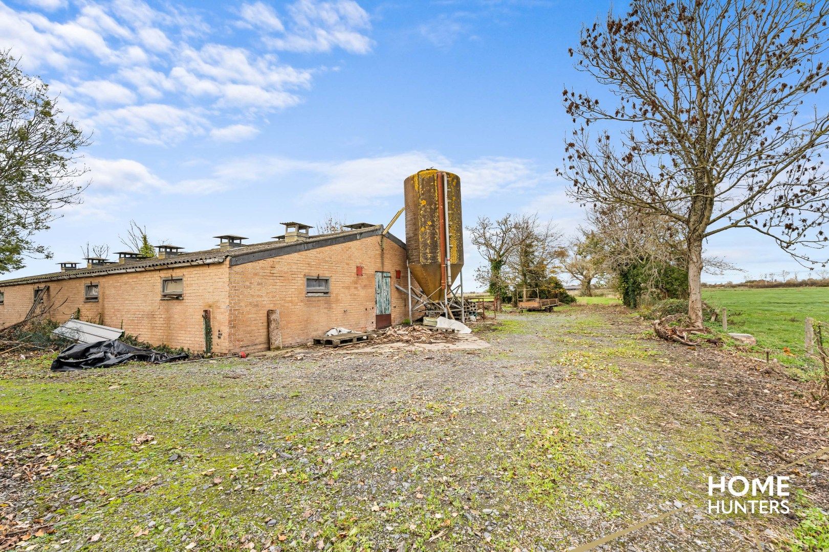 Landelijke woning met extra akkergrond op uiterst rustige ligging in Oostkerke! foto 20