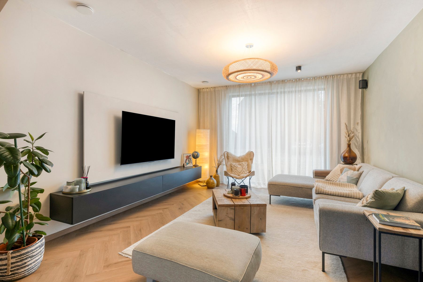 TE KOOP - energiezuinige woning met E-peil 10 op toplocatie foto 2